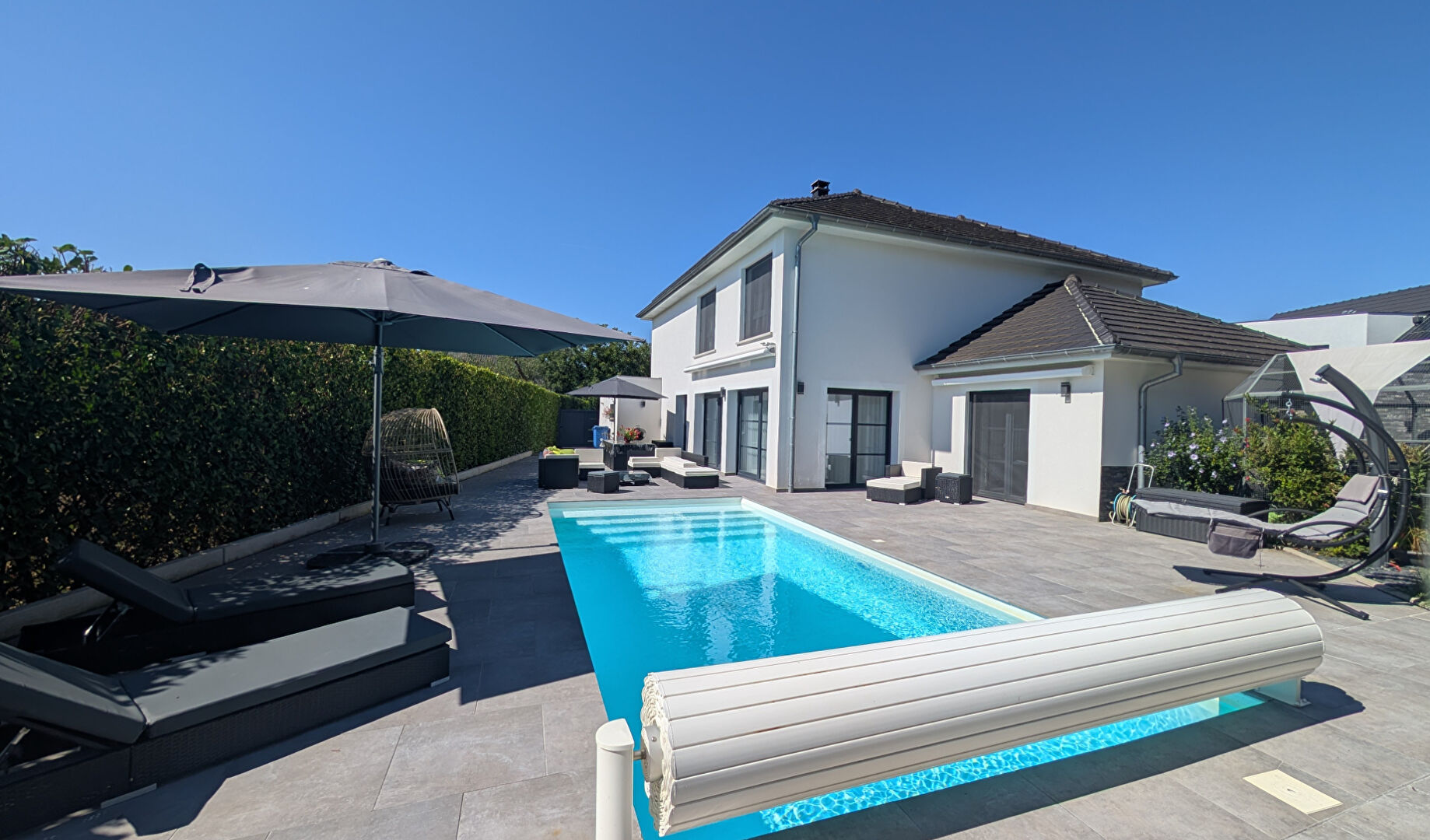 Villa  Pulversheim 8 pièce(s) 216 m² - piscine creusée - garage double - prestations haut de gamme