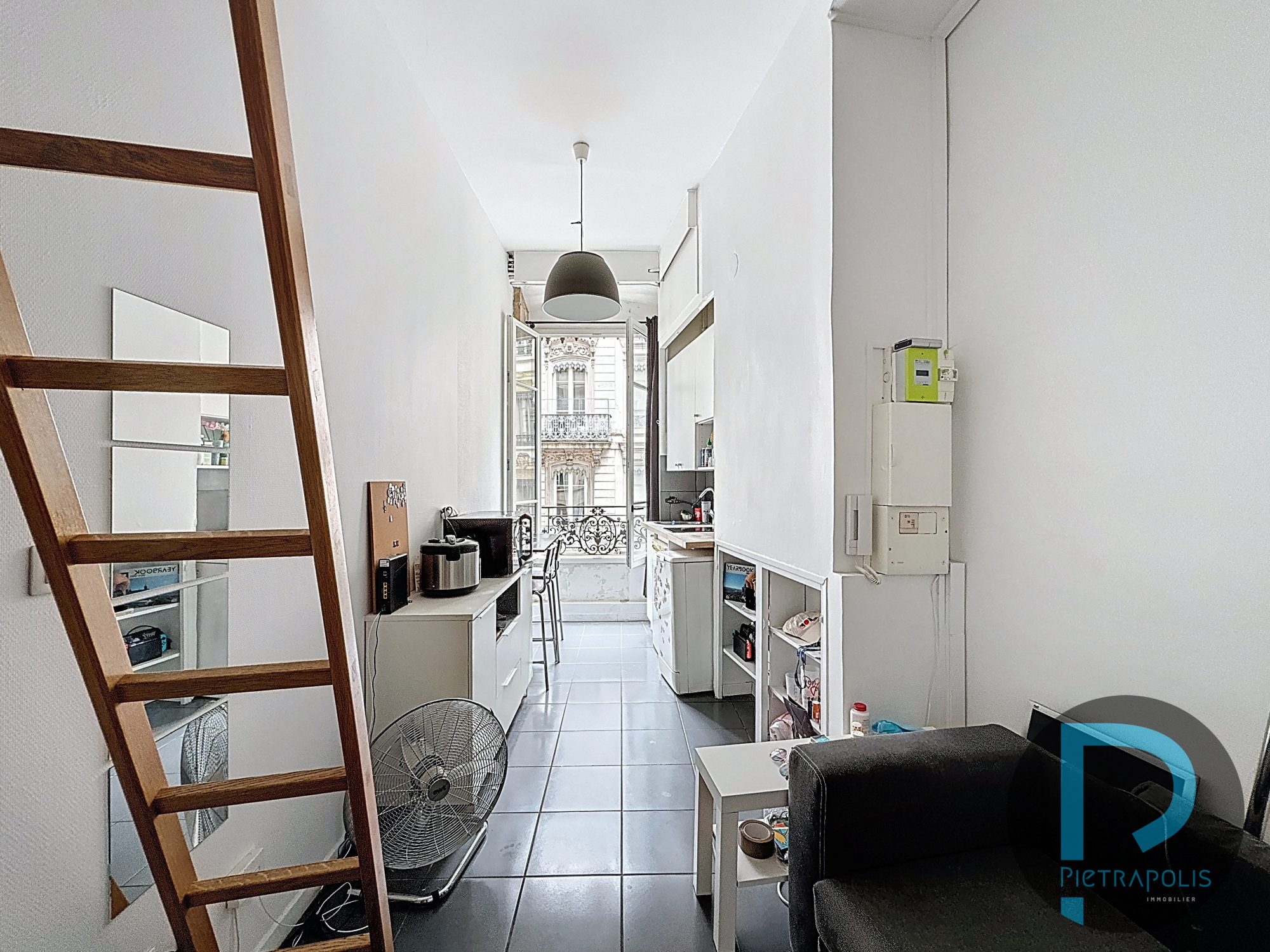 Studio avec mezzanine en plein centre de LYON - Proche de la place des Jacobins - Ascenseur