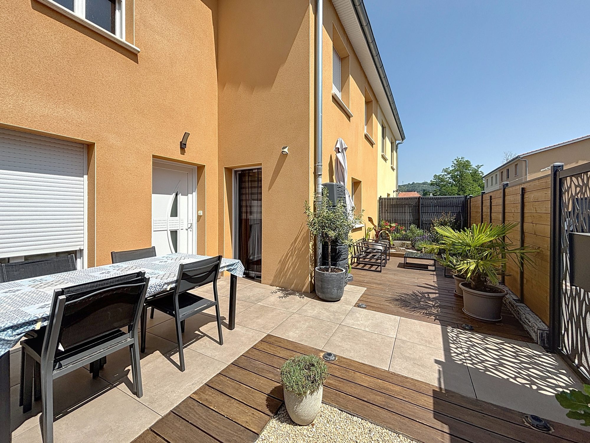 DUPLEX 180 M²