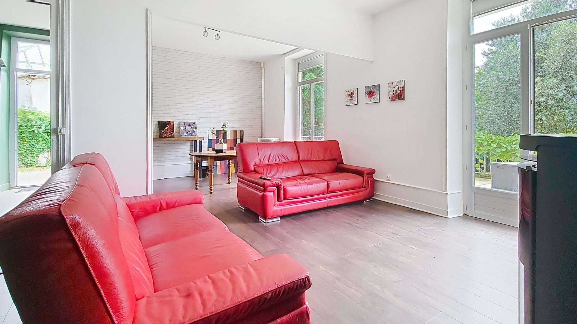 Maison de caractère- T6 - 5 chambres - Terrain plat sans aucun vis à vis Ville-sous-Anjou 38150