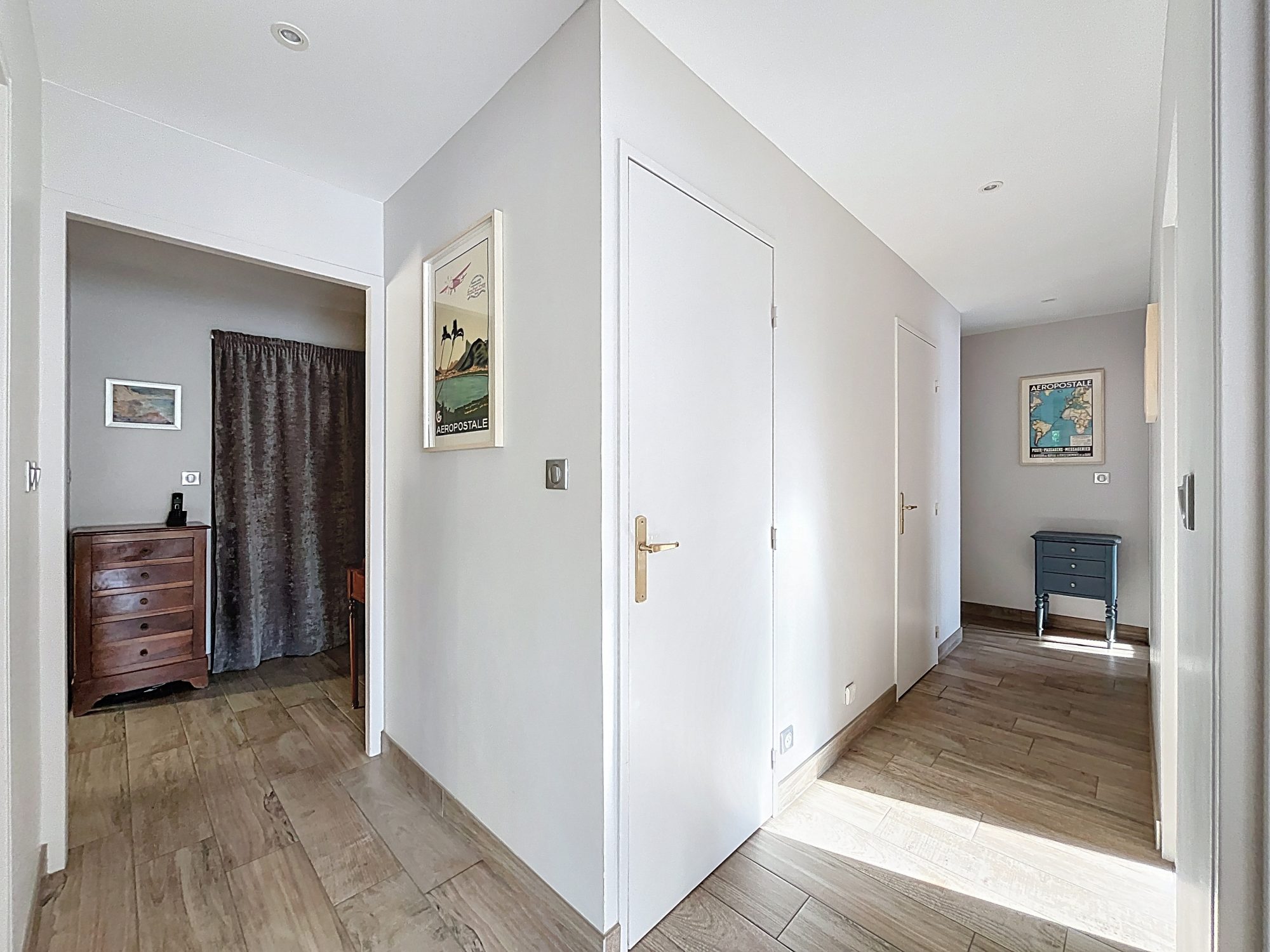 A VENDRE EN EXCLUSIVITE T4 lumineux avec balcon – Étage élevé, vue dégagée, cadre verdoyant et calme ! Villeurbanne 69100