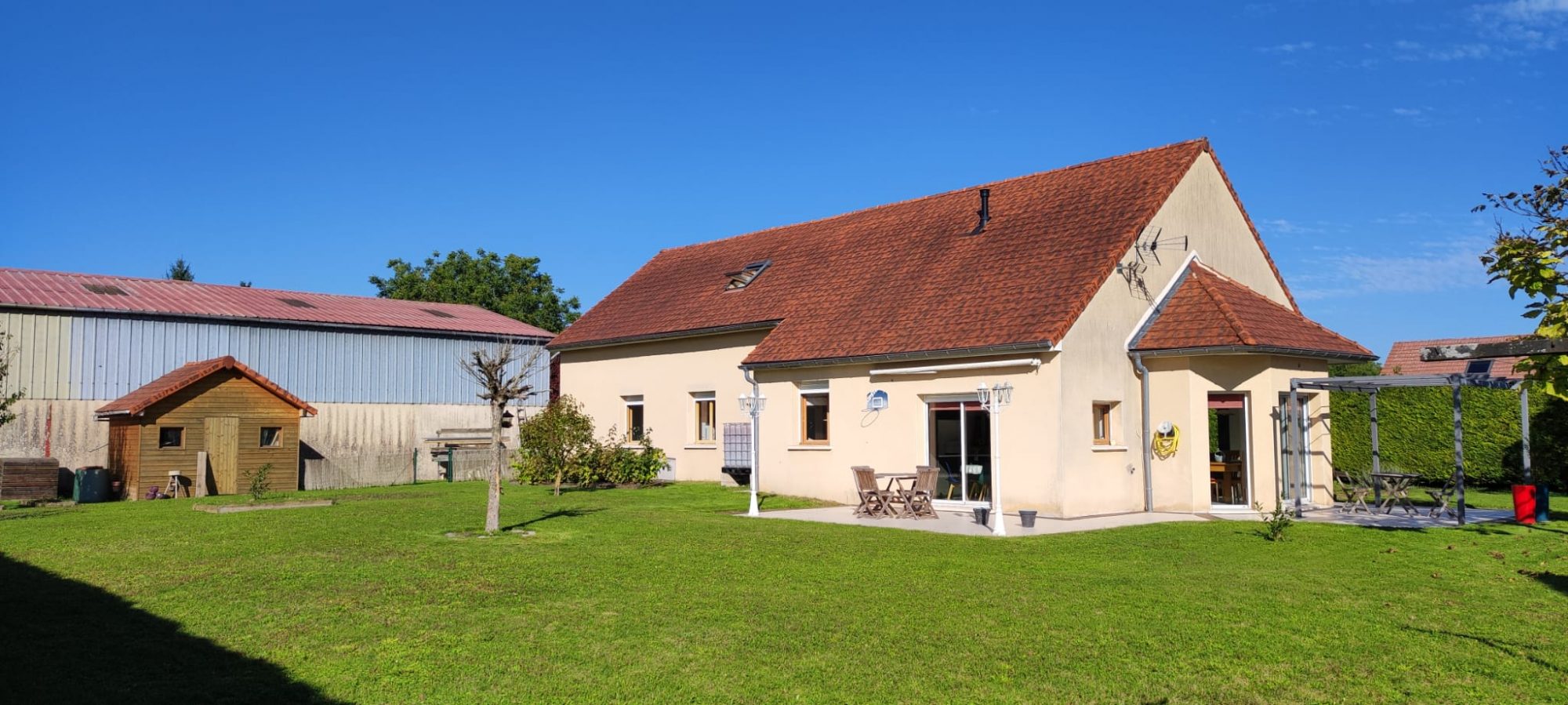 Maison familiale avec terrain