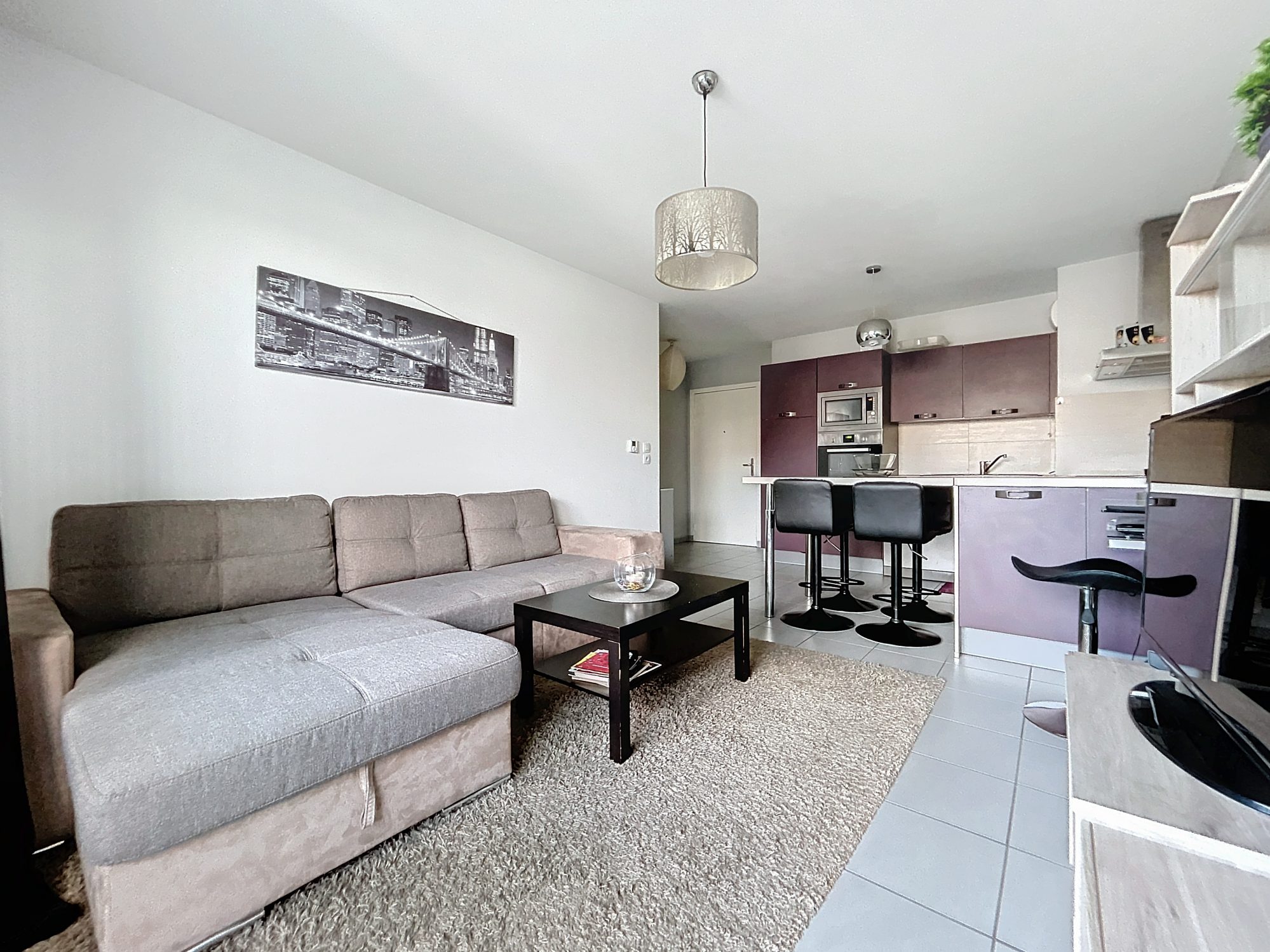 Appartement - 3 pièces - 55 m² - Saint-Fons (69190)