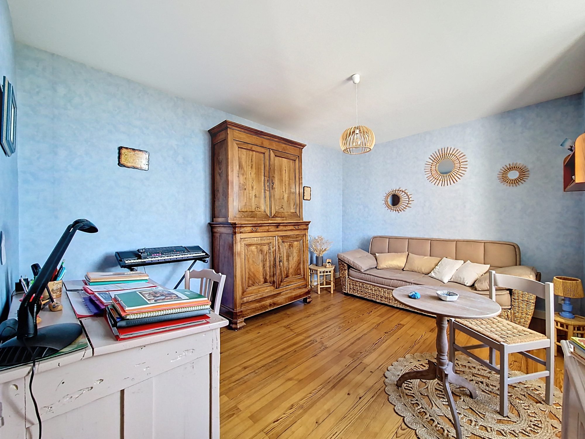 Authentique maison brionnaise  – volumes, charme et potentiel La Clayette 71800