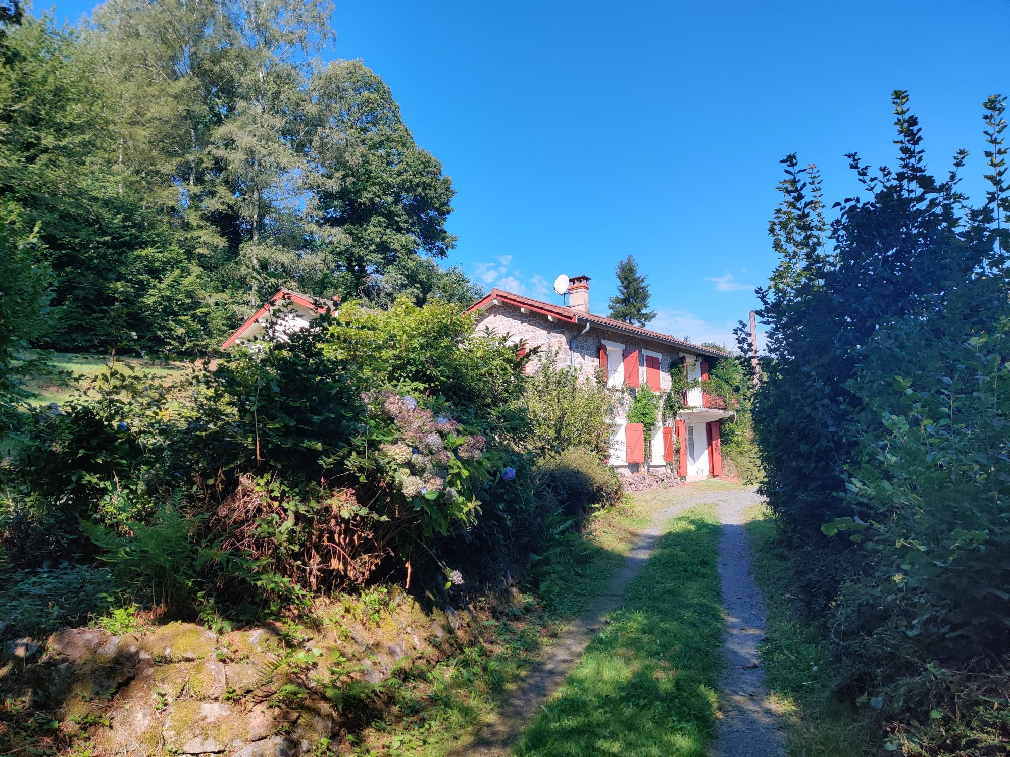 MAISON DE CAMPAGNE Poule-les-Écharmeaux 69870