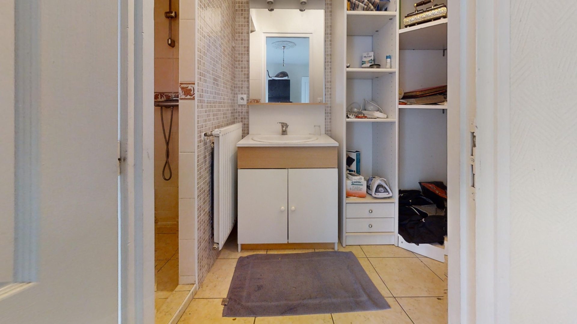 Grande maison de ville Saint-Étienne Bellevue, petit extérieur et terrasse, proximité toutes commodités Saint-Étienne 42100