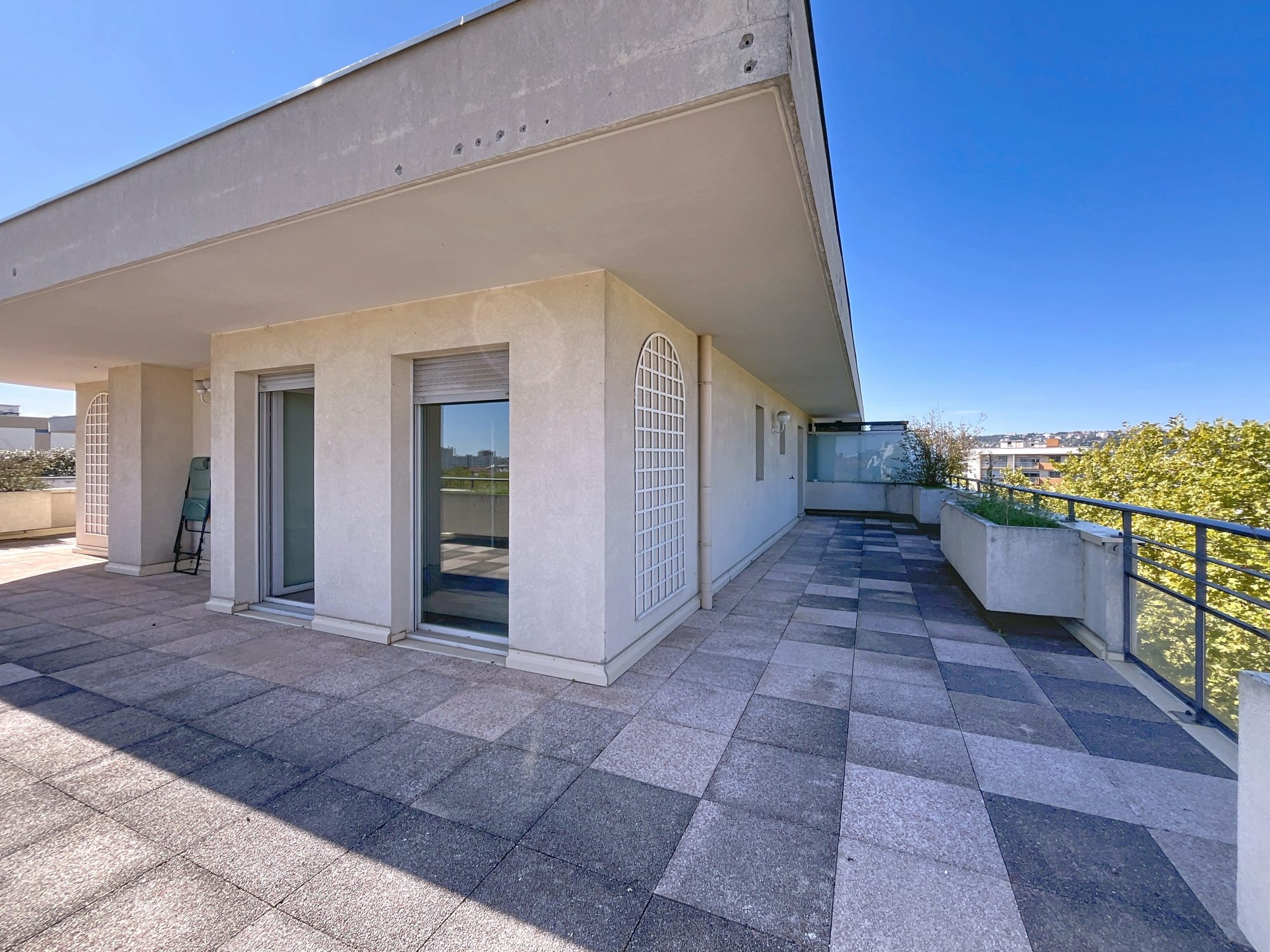 Dernier étage – Terrasse panoramique
