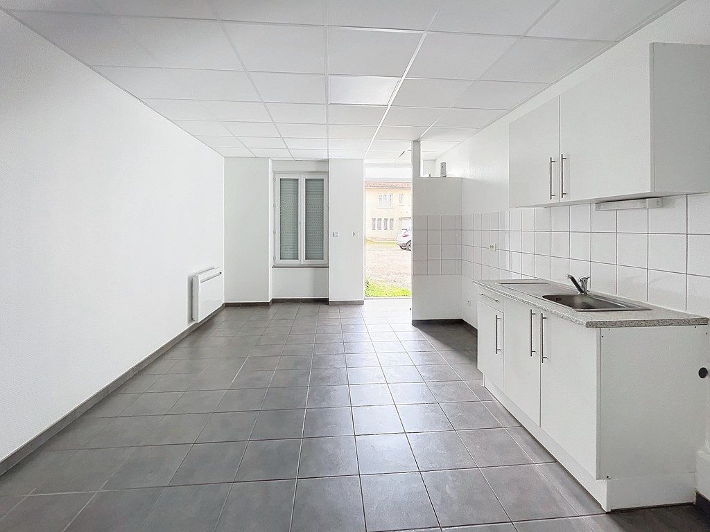 APPARTEMENT T2 36 M2 AU RDC dans un quartier calme au COTEAUX (42120) Le Coteau 42120