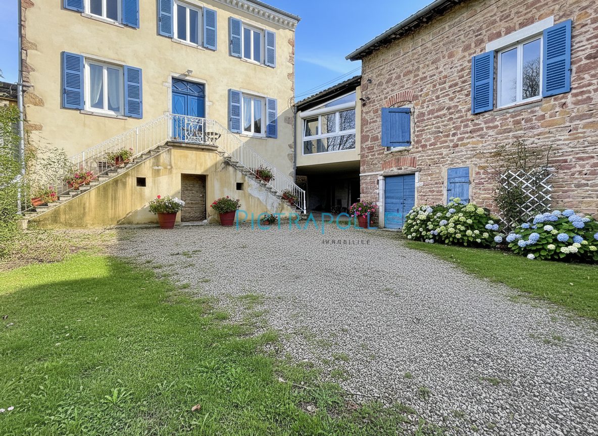 BLACE MAISON ANCIENNE 225 M2 HAB 5 CHAMBRES + BUREAU