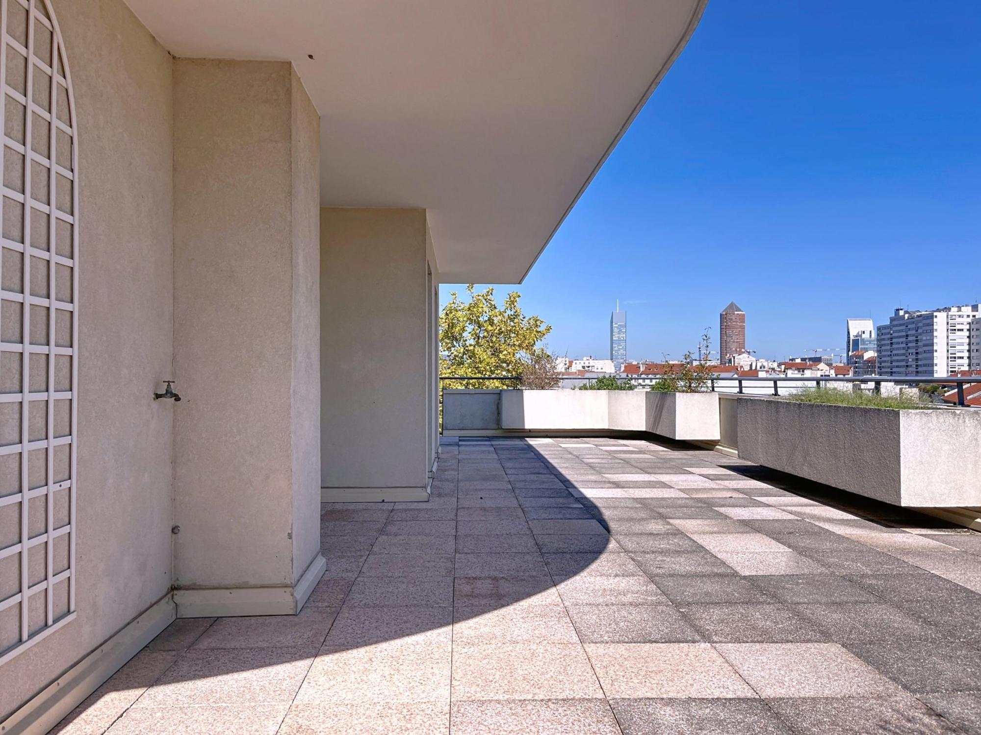 Dernier étage – Terrasse panoramique Lyon 69007