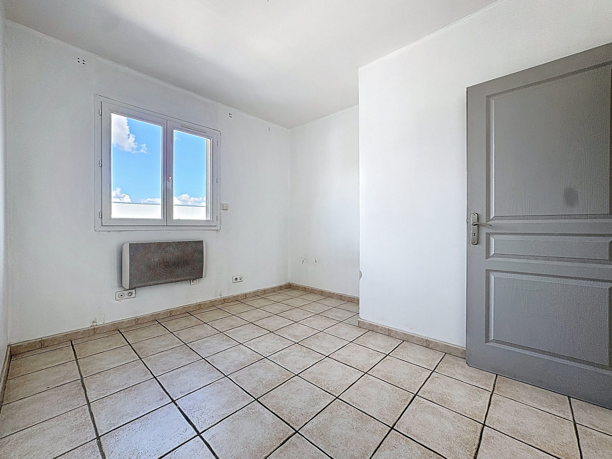 Maison rénové en 2020 de 160m2 utile avec 3 chambres Saint-Genis-Laval 69230