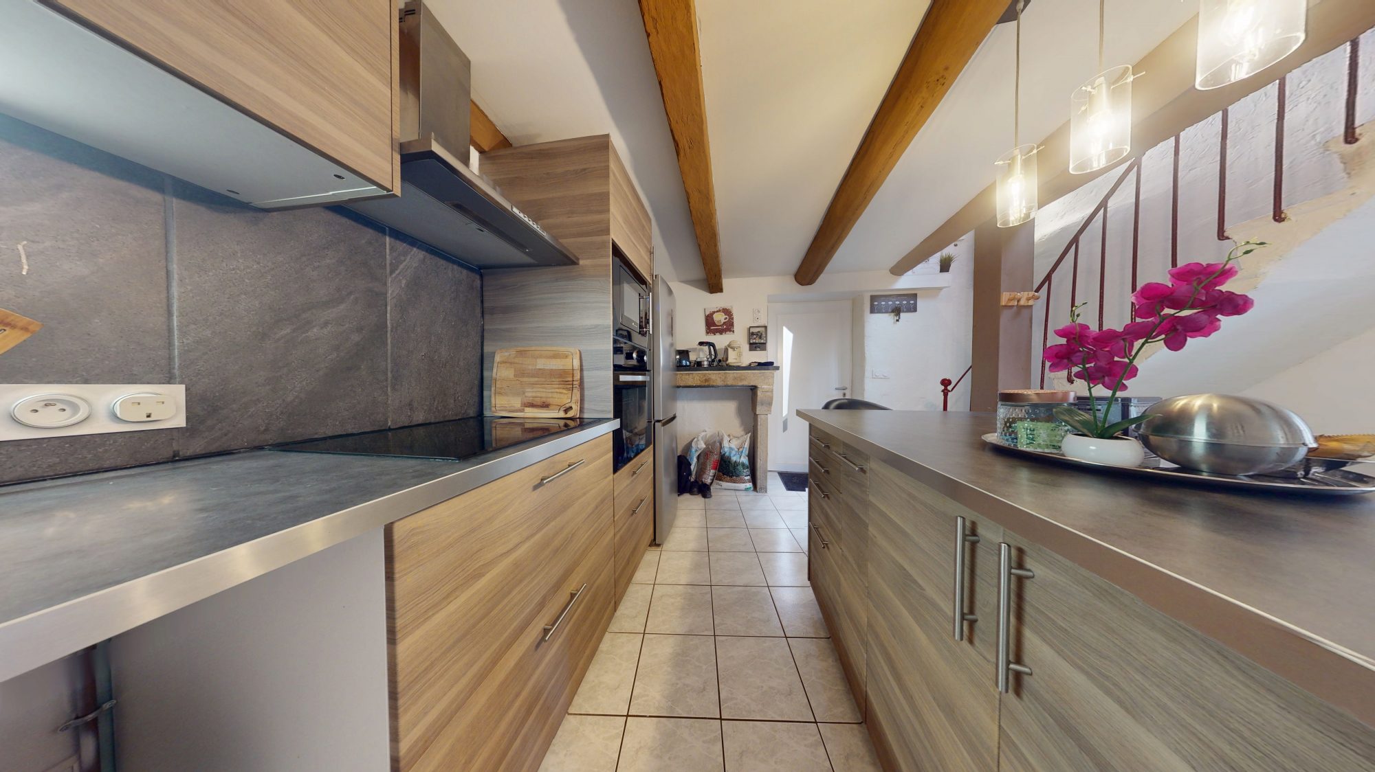 MAISON DE VILLAGE CORENT