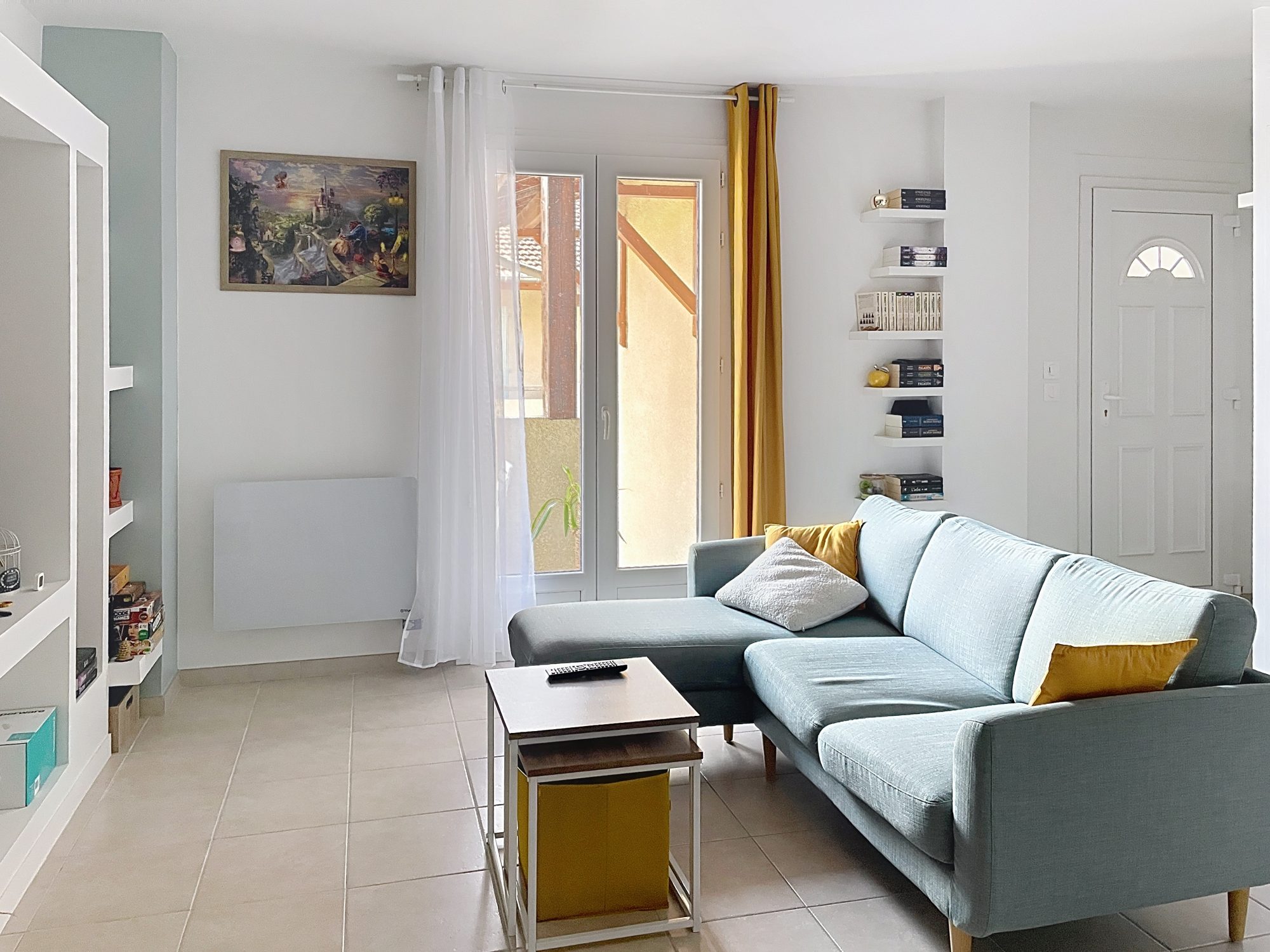 BEAU T3 d'env. 52 m² au calme avec balcon et parkings