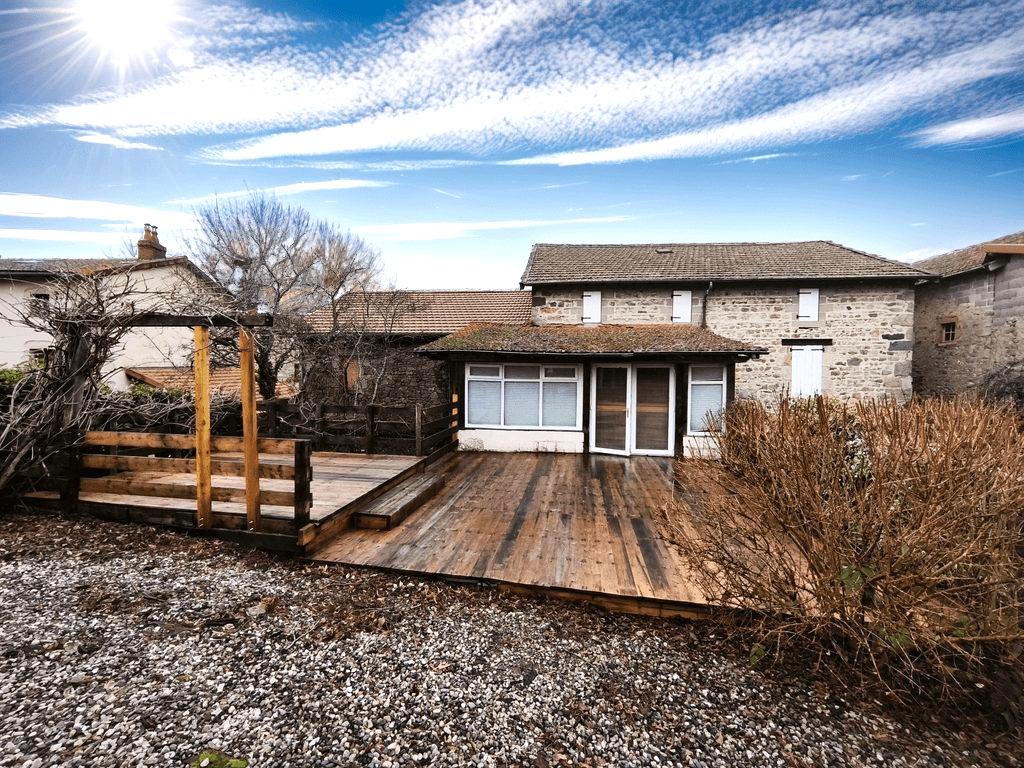 Maison  de campagne en pierre avec jardin de 500 m2