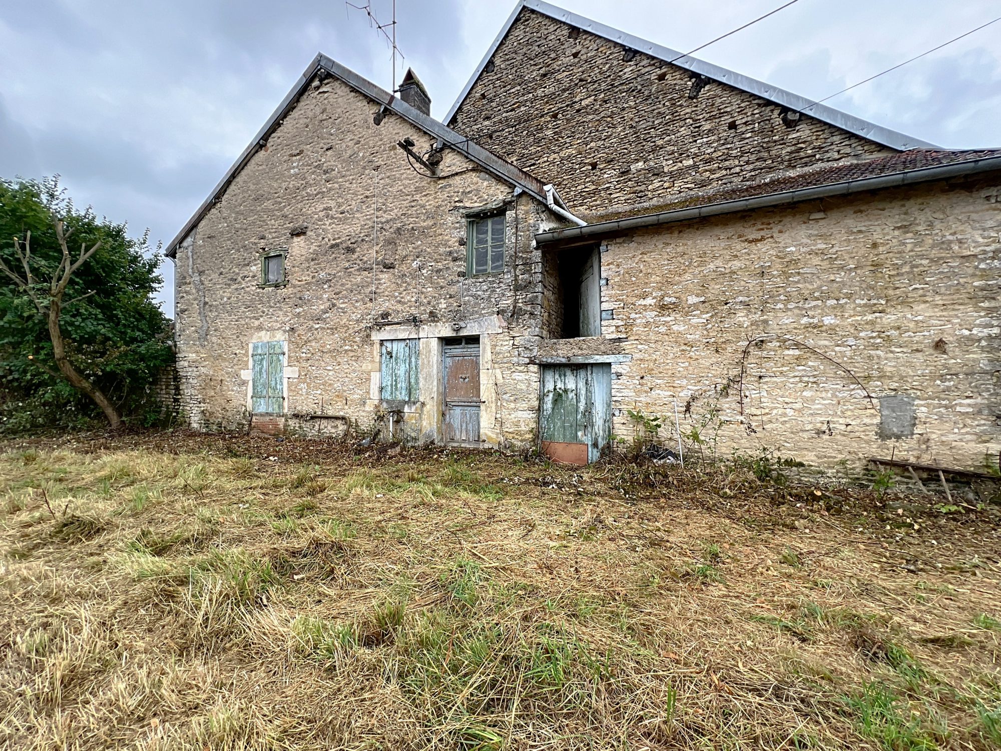 Maison et grange