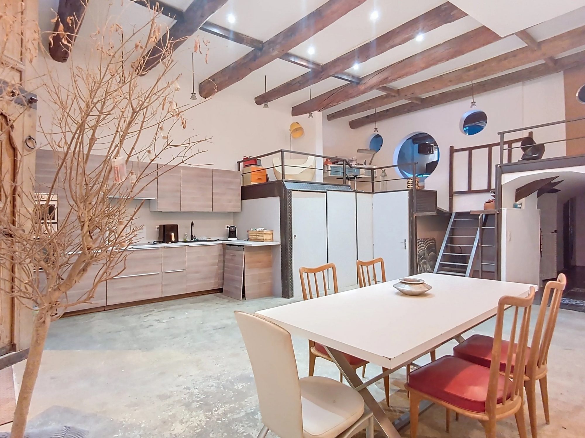 SETE: Appartement Duplex T4, Piscine intérieure, Garage de 18m² Sète 34200