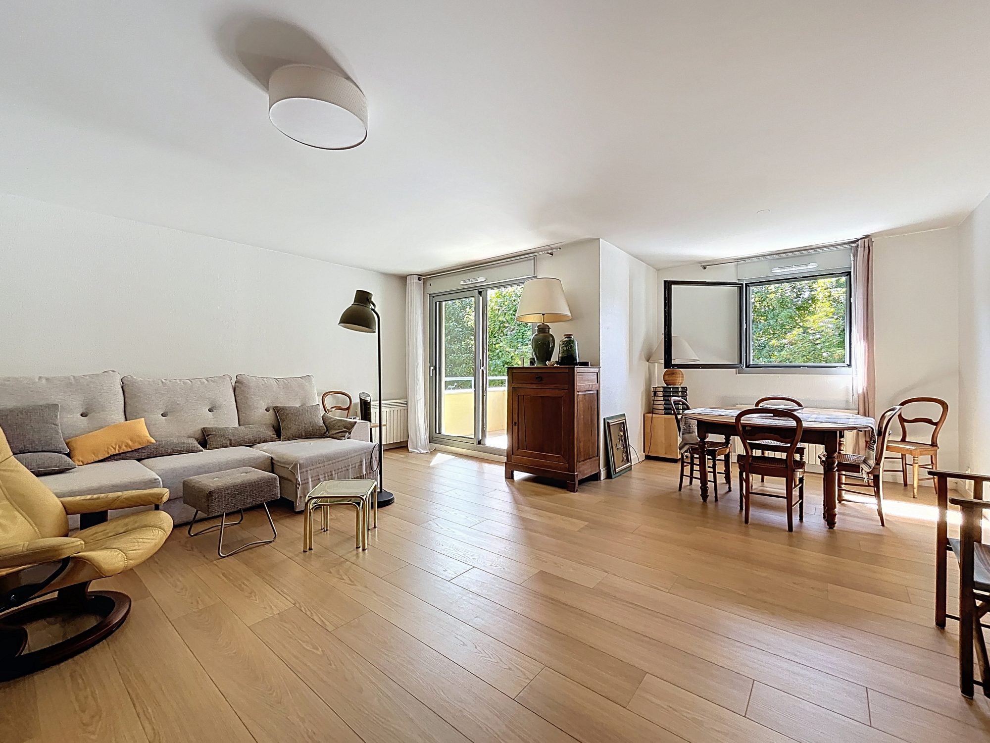 Appartement 4 pièces d'environ 100m2 Ornex 01210