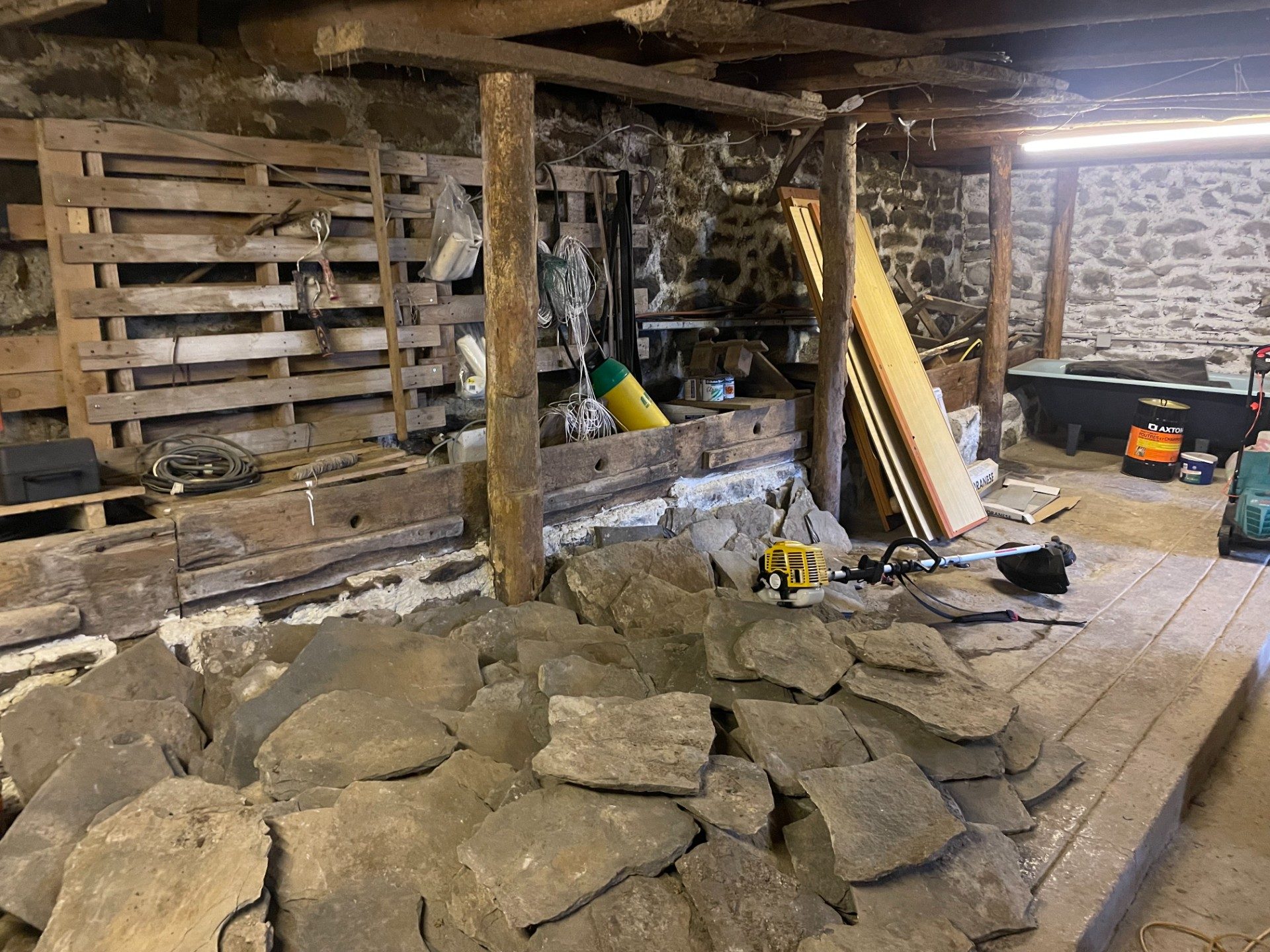 Maison en Pierres à Saint Front Champclause 43000