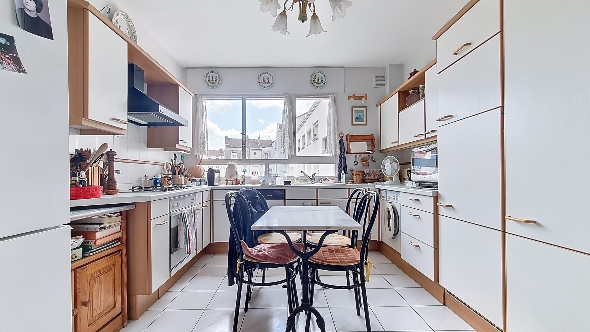 Métro Saxe-Gambetta - Appartement T5 de 120 m² avec terrasse. Possibilité parking en sous sol Lyon 69007