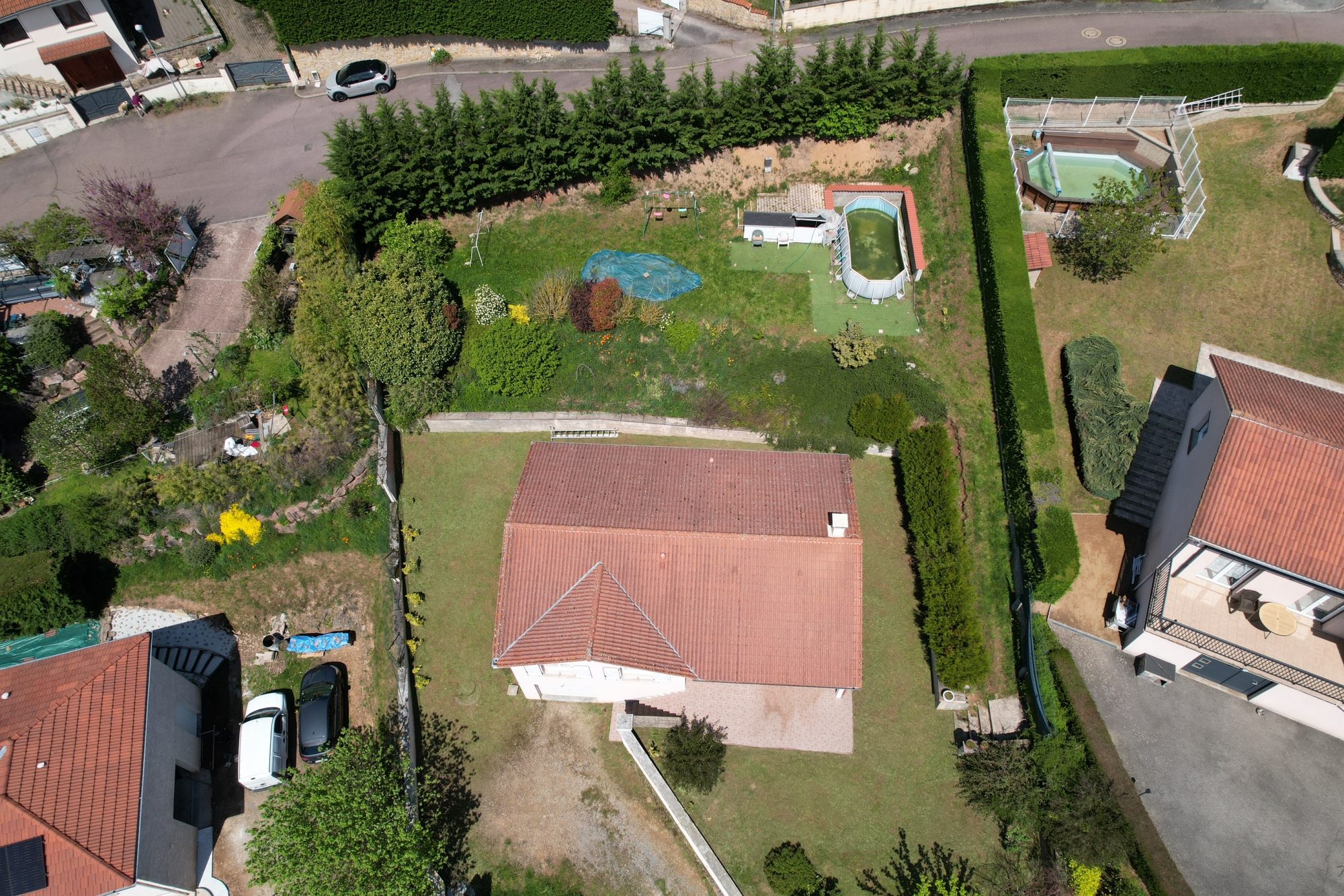 Maison 4  chambres moins de 5 min d'Amplepuis et 500 m2 attenant constructible Amplepuis 69550