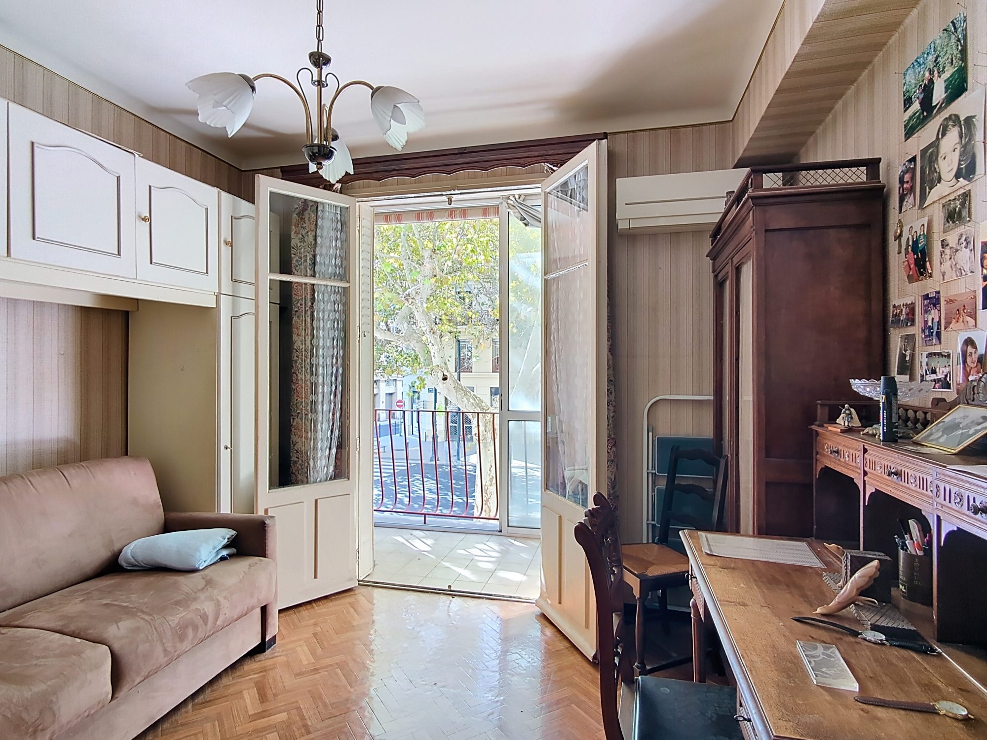 Sète :Avenue Victor Hugo  Appartement  T4 traversant, ,ascenseur, Sète 34200