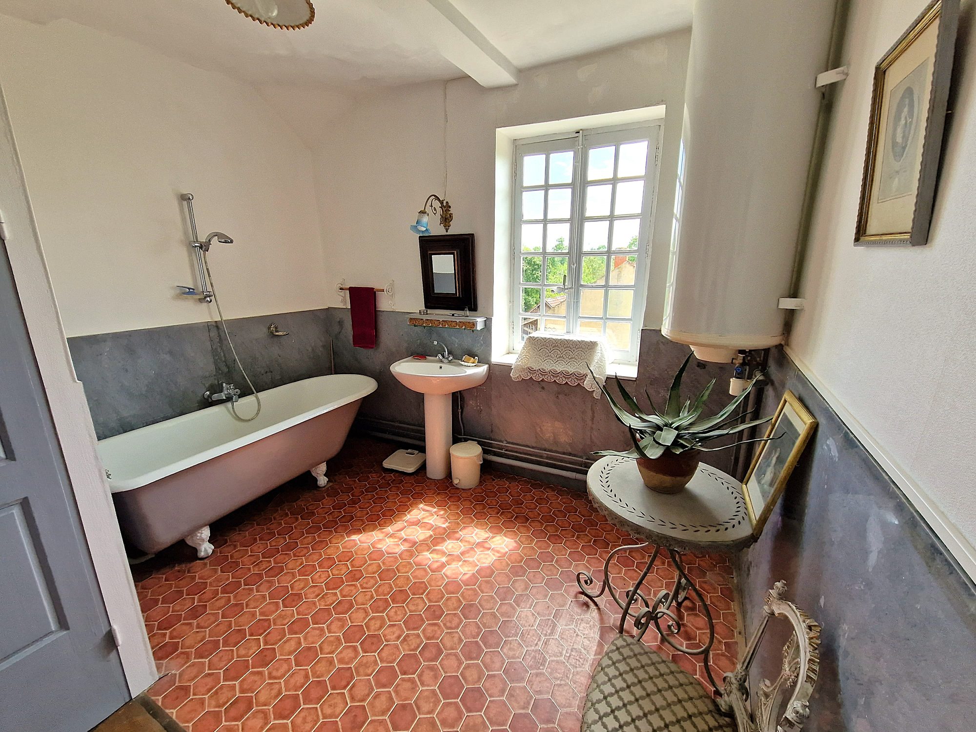 Propriété de caractère entre Chalon et Dole Chalon-sur-Saône 71100