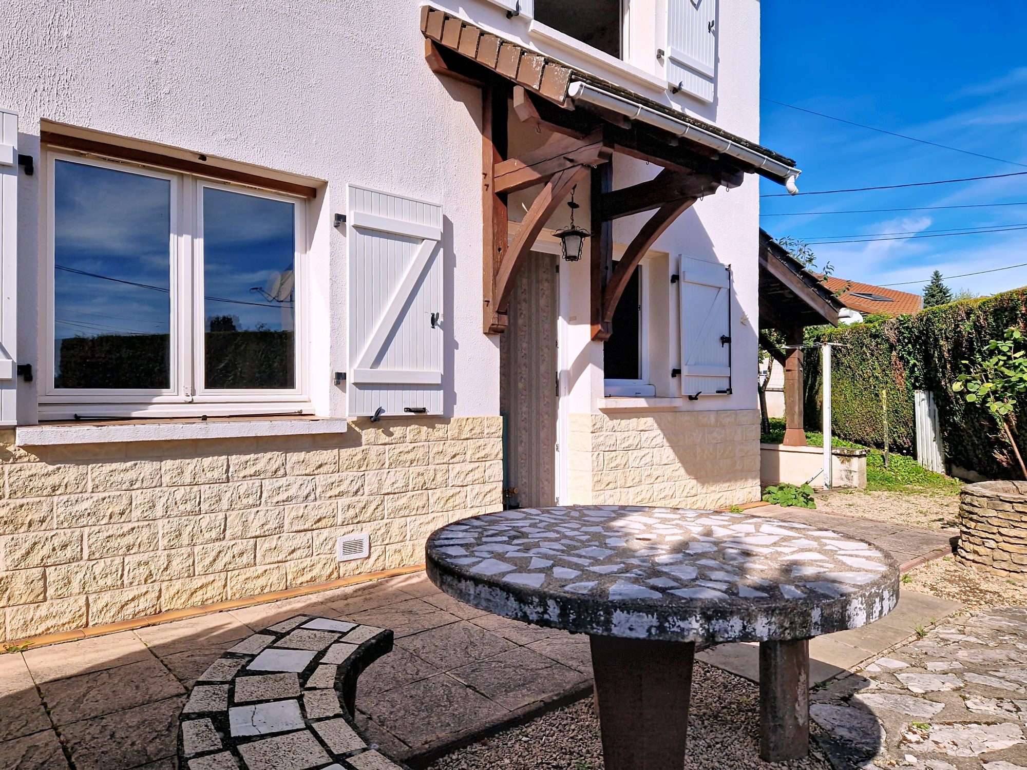 Maison 4 chambres avec garage La Clayette 71800