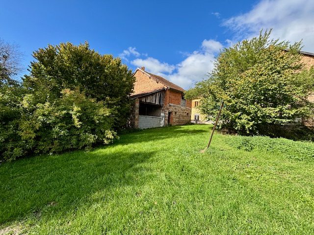 ANCIENNE FERME AVEC TERRAIN