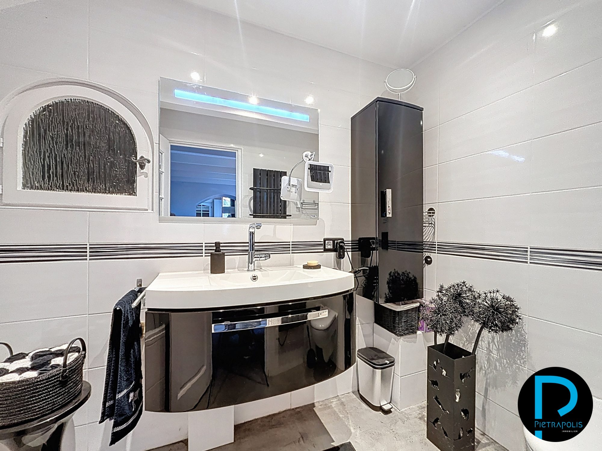 MAISON DE CHARME A LA CAMPAGNE 174m² L'ABERGEMENT CLEMENCIAT L'Abergement-Clémenciat 01400