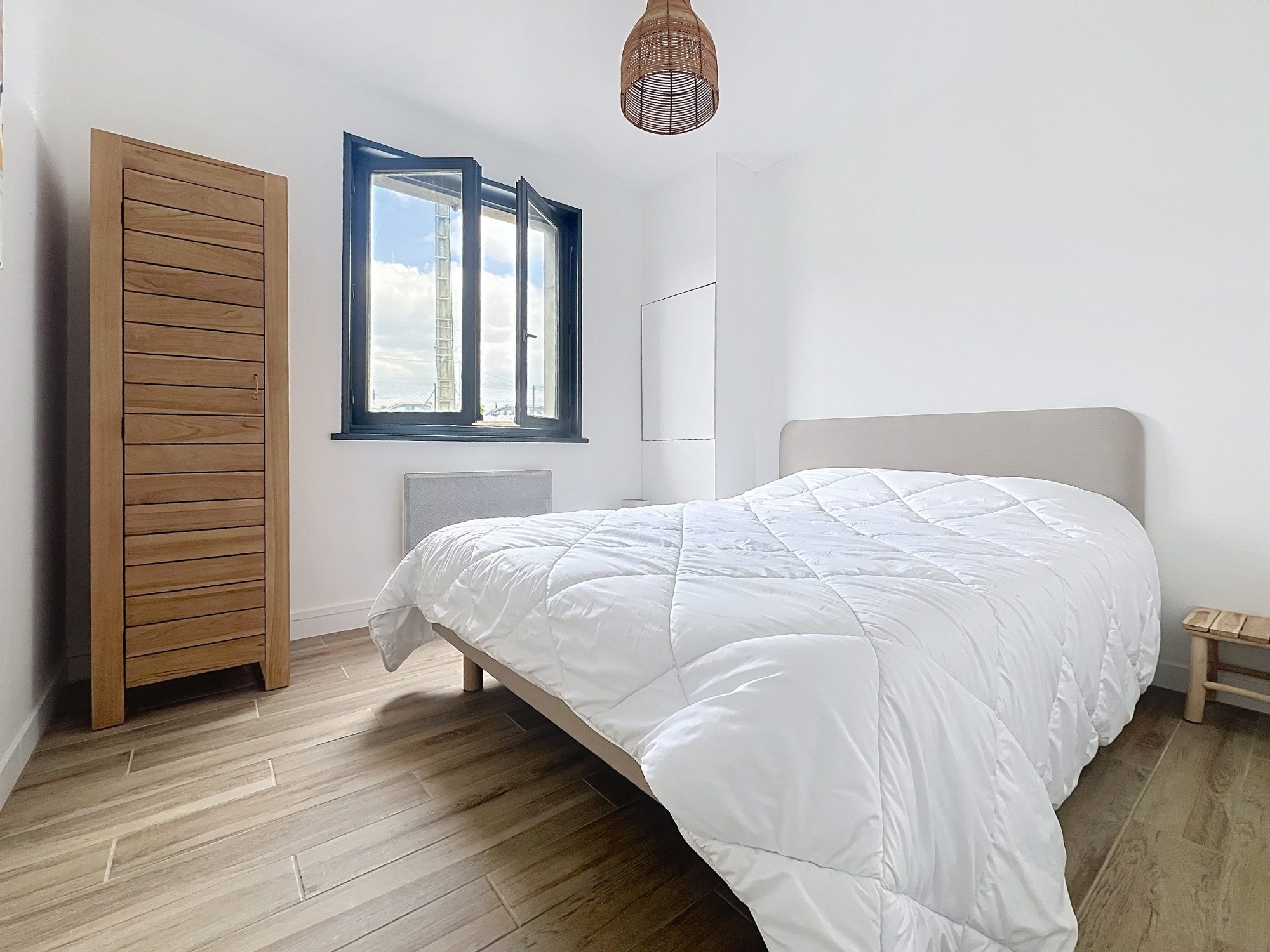 Maison de plain-pieds d'env 94 m² Vézelin-sur-Loire 42260