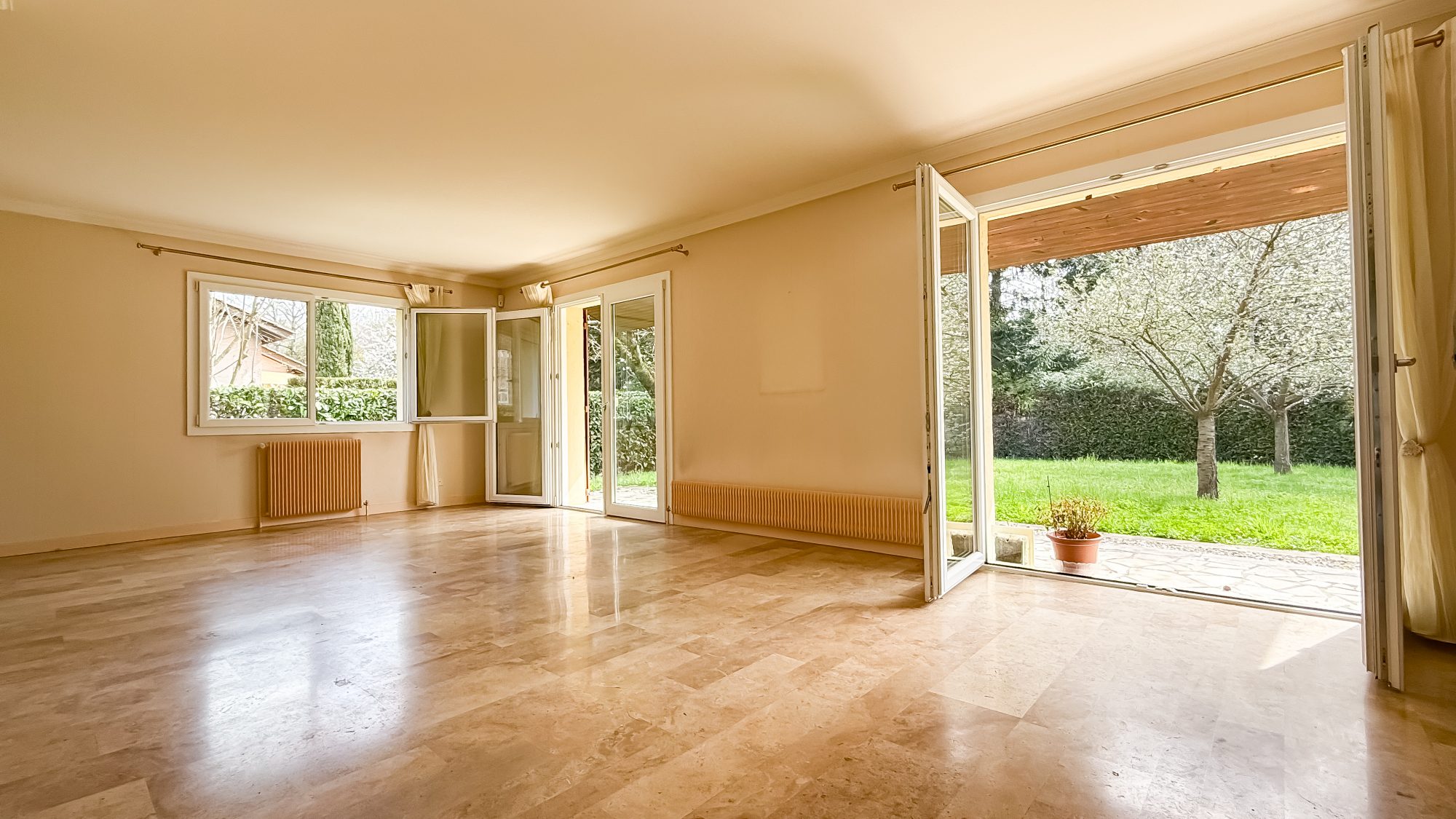 Maison - 7 pièces - 181 m² - Sainte-Foy-lès-Lyon (69110)