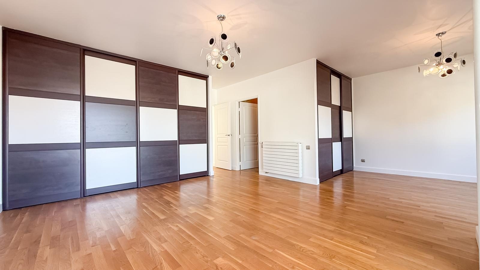 Maison de ville contemporaine  avec jardin et garage Villeurbanne 69100