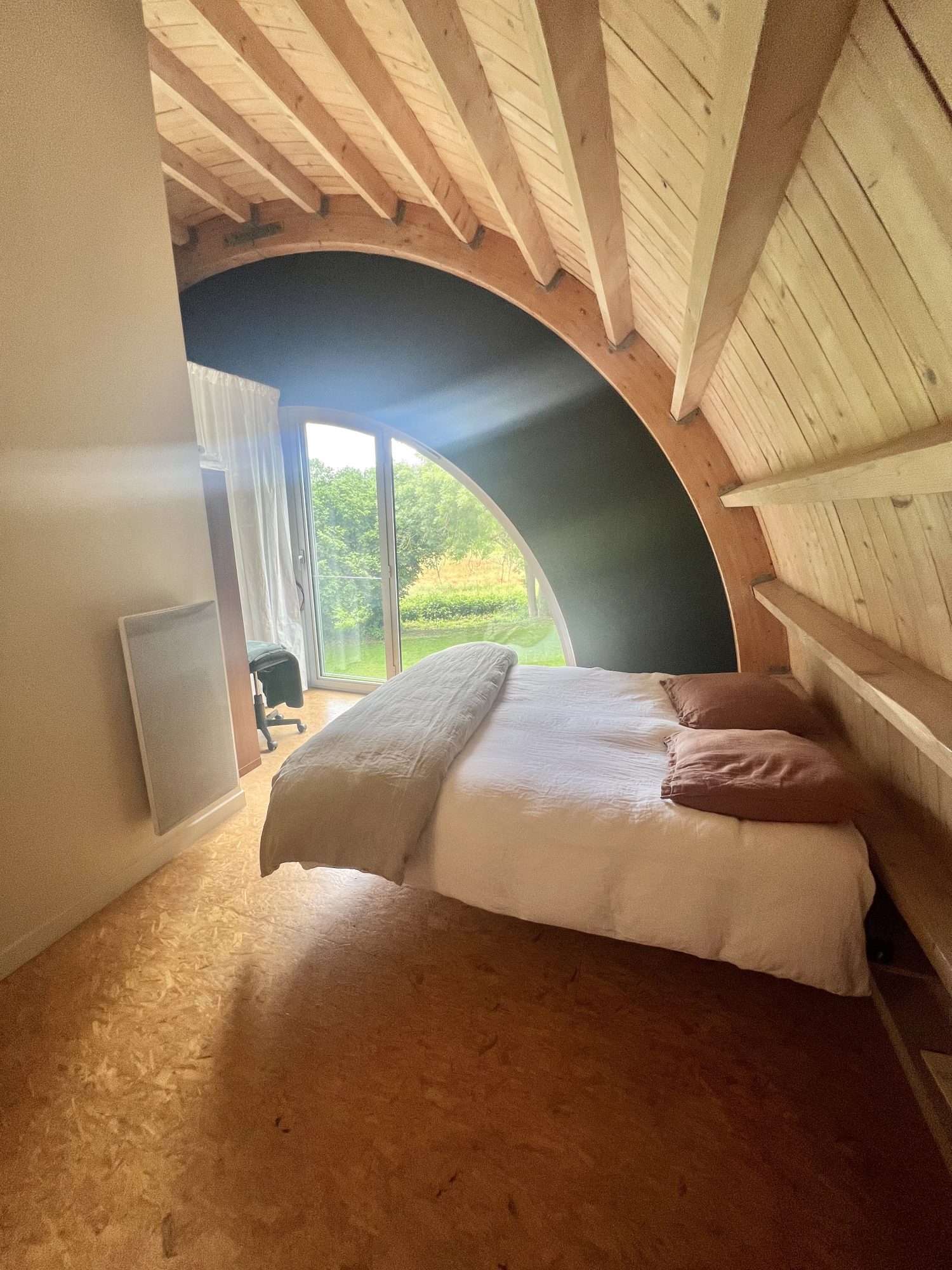 COUP DE COEUR POUR CETTE MAISON D'ARCHITECTE AU COEUR D'UN ECRIN DE VERDURE Villette-d'Anthon 38280