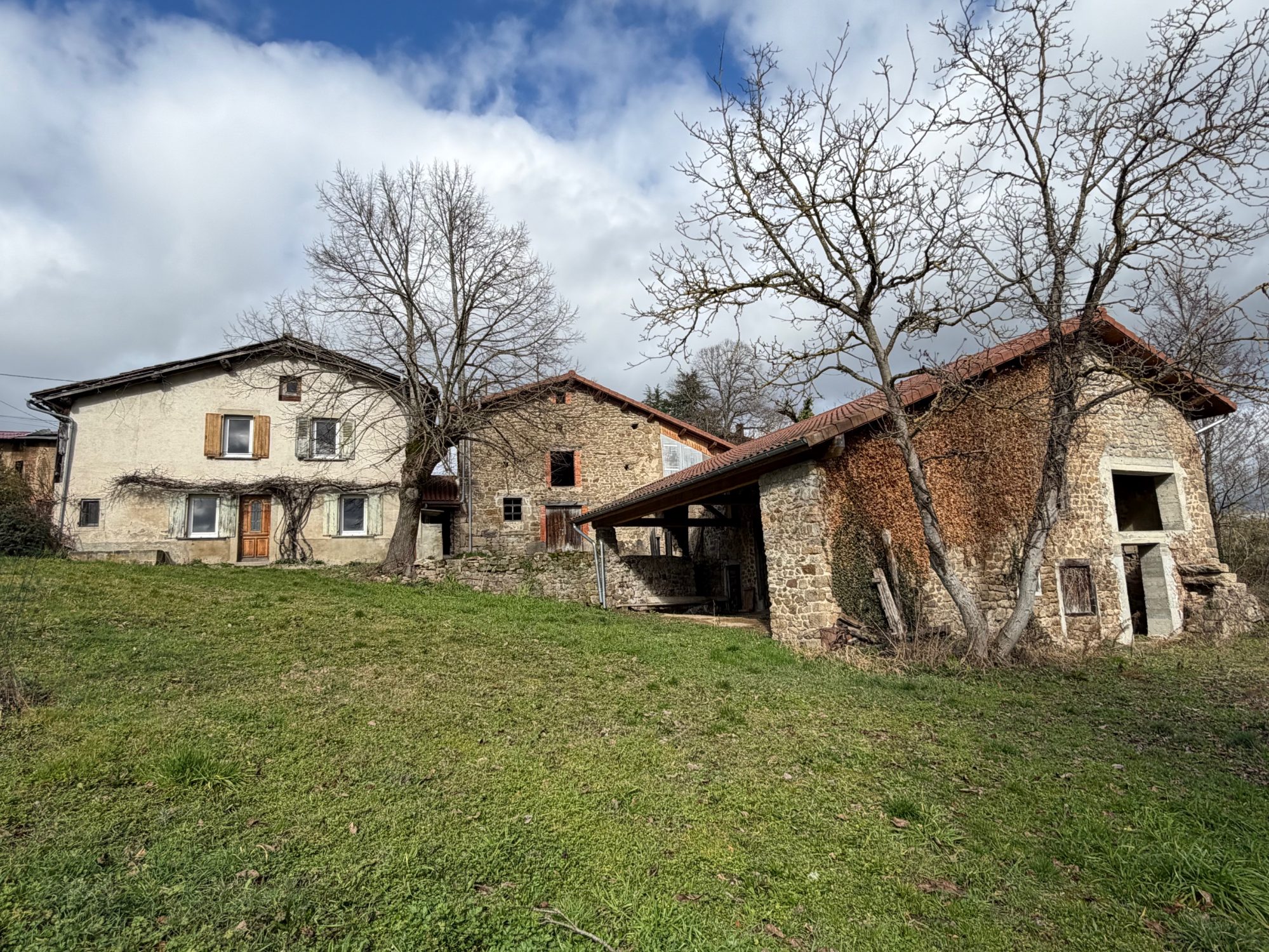 Maison - 3 pièces - 81 m² - Sauviat (63120)