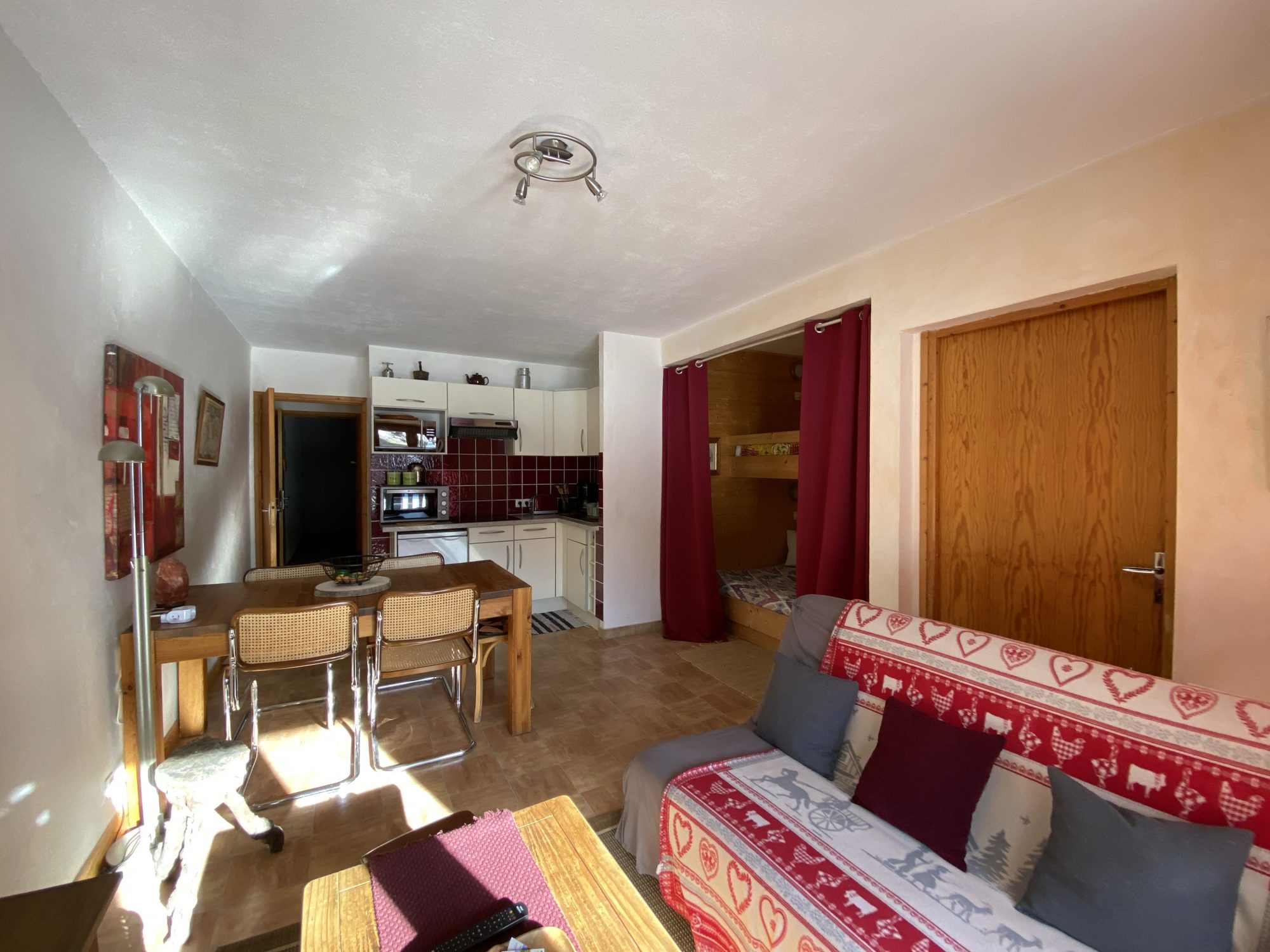 Grand T2 avec terrasse