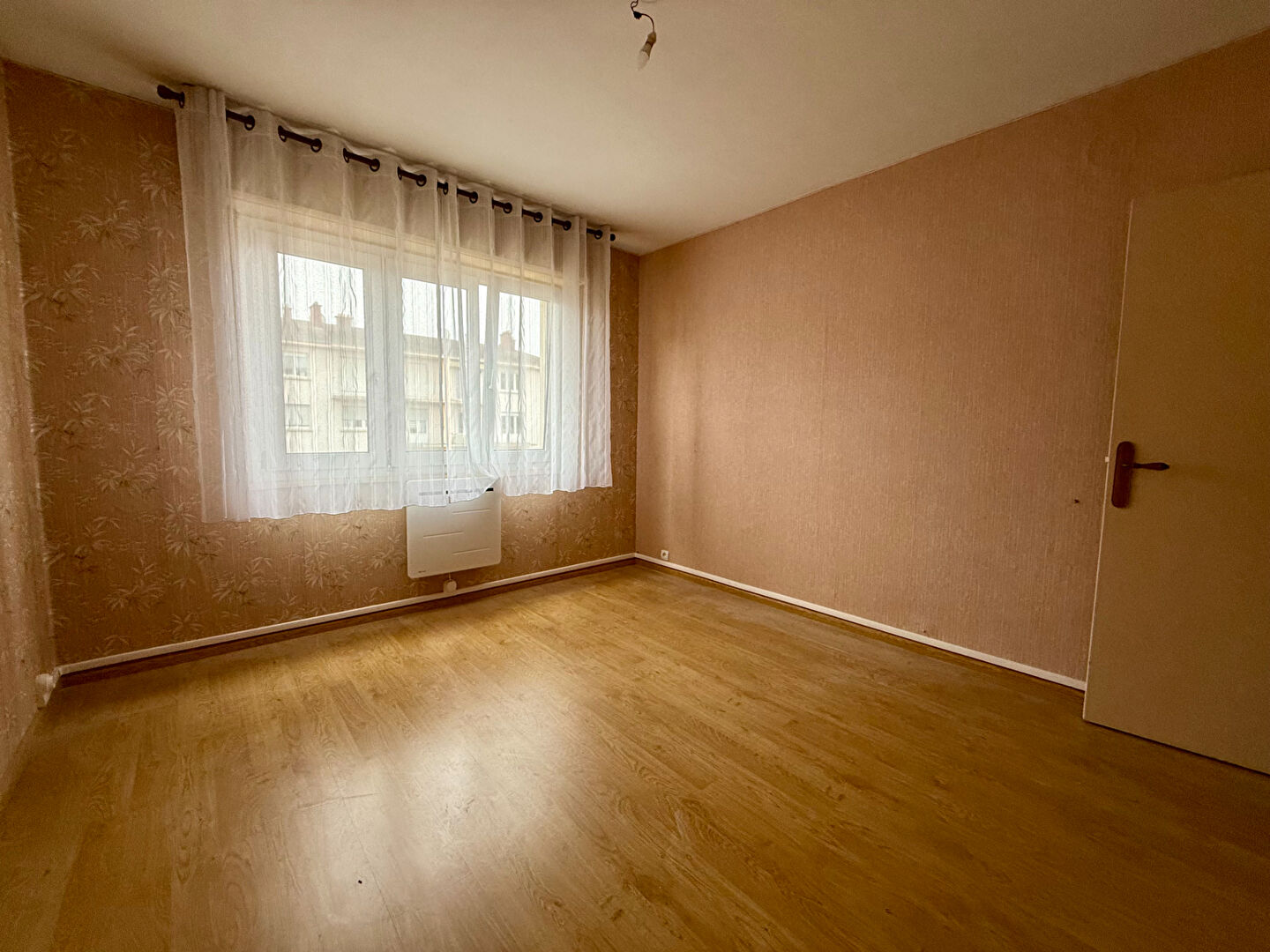 LOCATION d'un appartement de 3 pièces (68 m²) à MULHOUSE MULHOUSE 68100