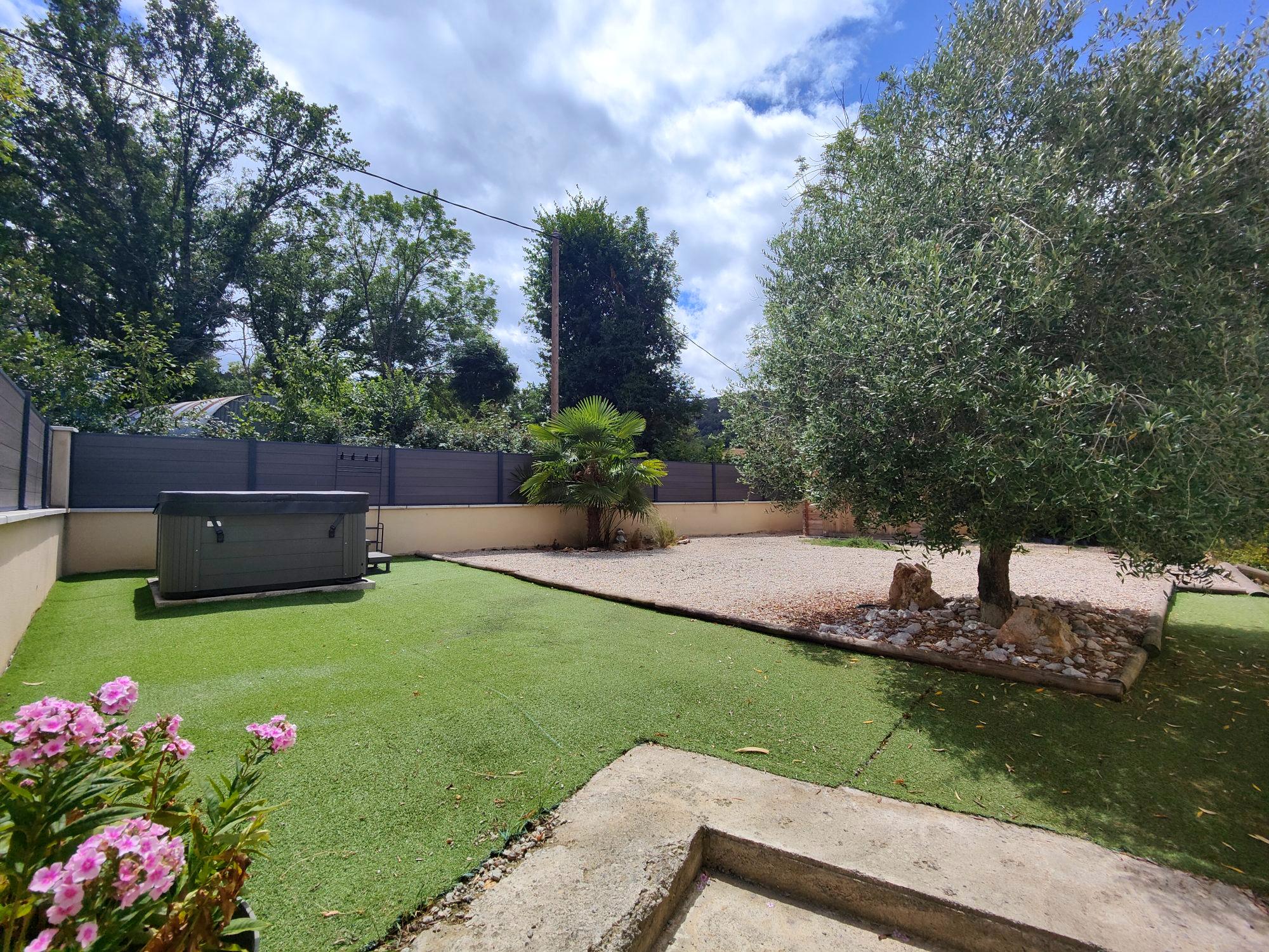 Maison - 4 pièces - 97 m² - Chanteuges (43300)