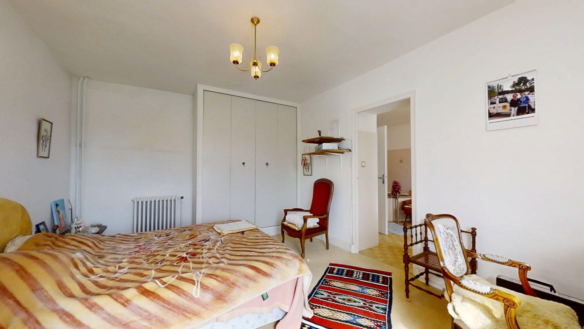 Maison avec dépendances sur un terrain constructible Davézieux 07430