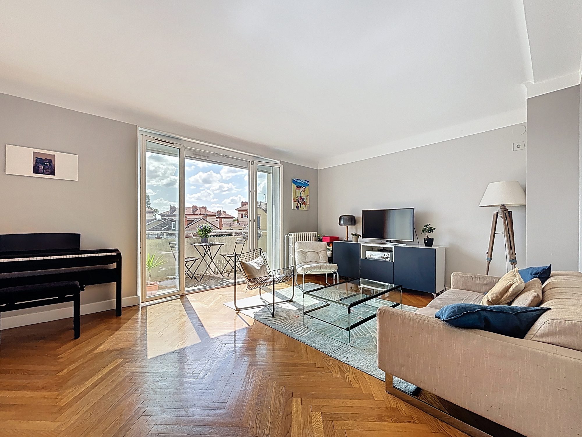 T4 de 90 m², dernier étage, balcon, garage et cave