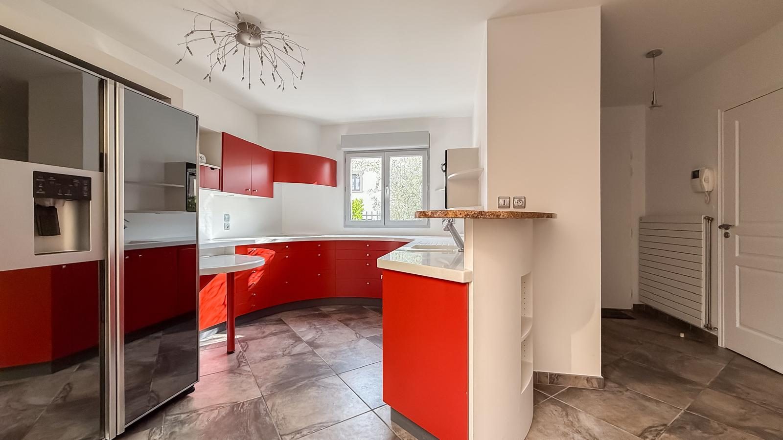 Maison de ville contemporaine  avec jardin et garage Villeurbanne 69100