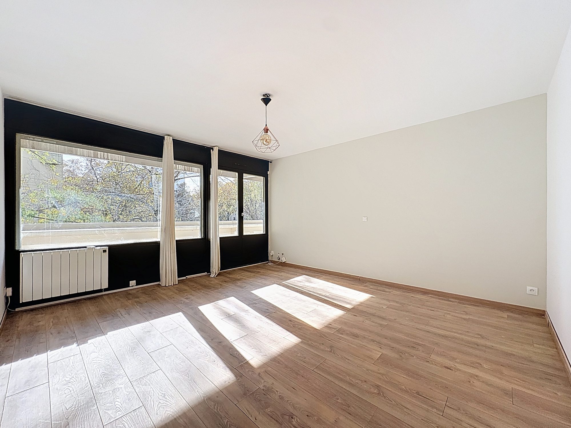 Rue Mozart, grand T2 de 65m2