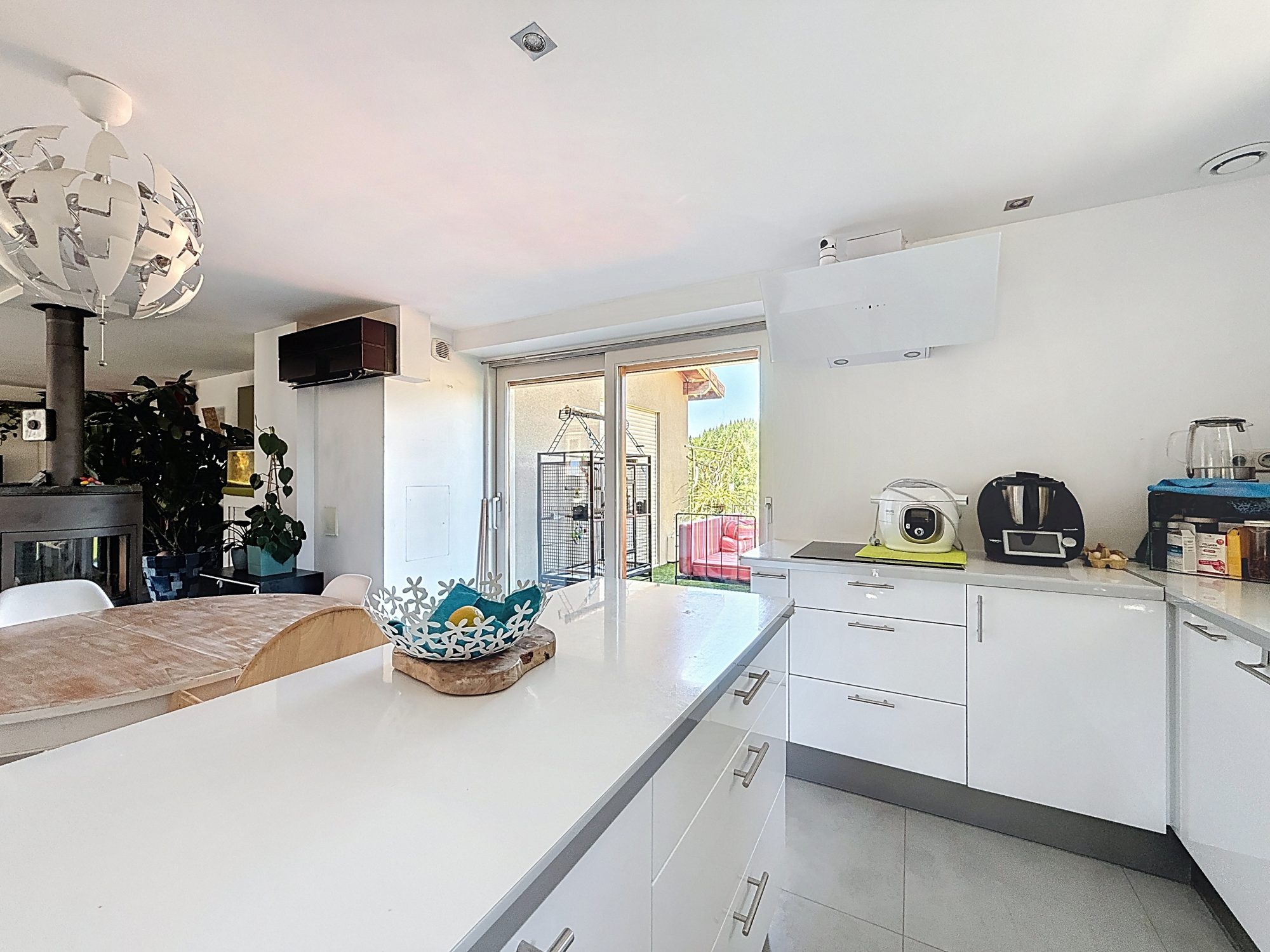 CORPS DE FERME RÉNOVÉ DANS UN CADRE BUCOLIQUE Fourneaux 42470