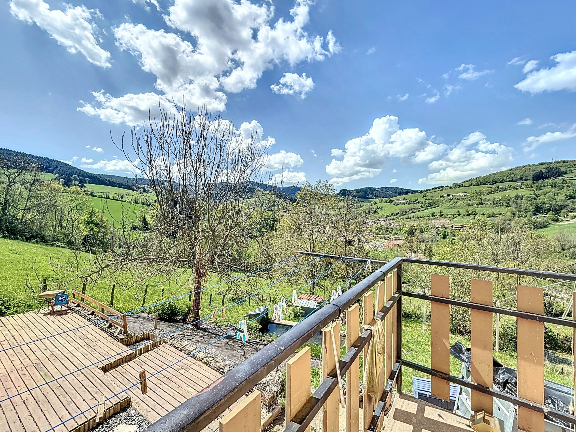 Maison à joux renovée 3/4 Chambres Tarare 69170