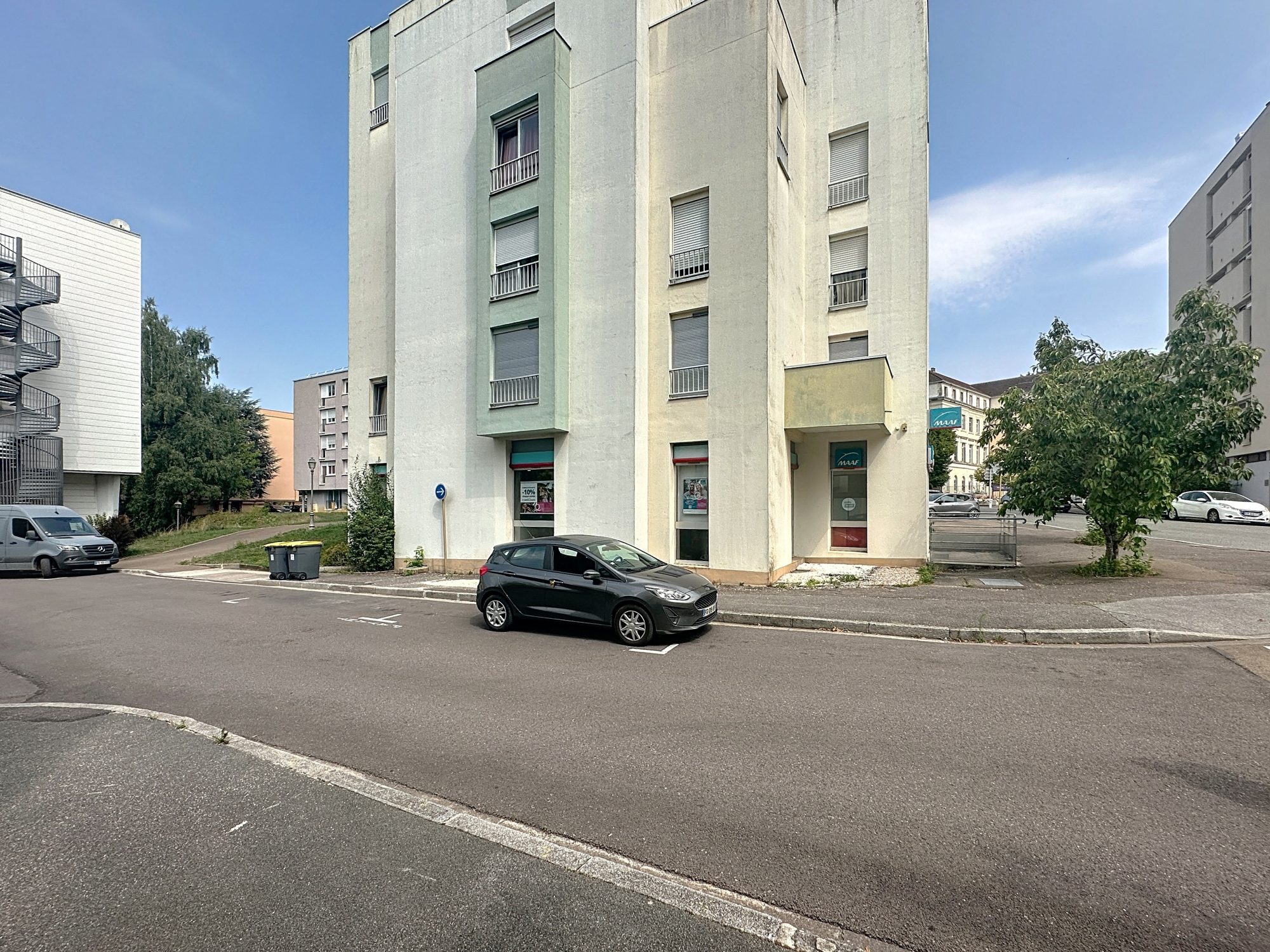 T1 au coeur du centre ville Chaumont 52000