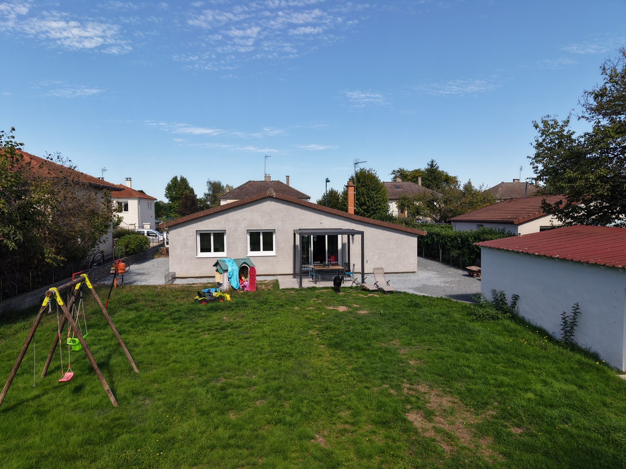 Villa de plain-pied d'environ 100 m² à 20 minutes de Roanne.