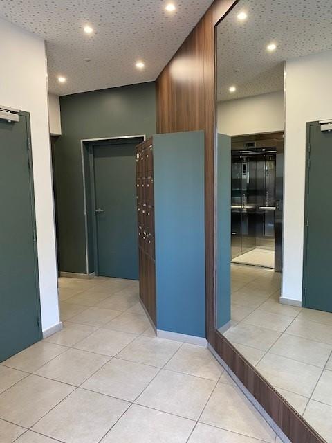 Appartement - 3 pièces - 57 m² - CONDRIEU (69420)