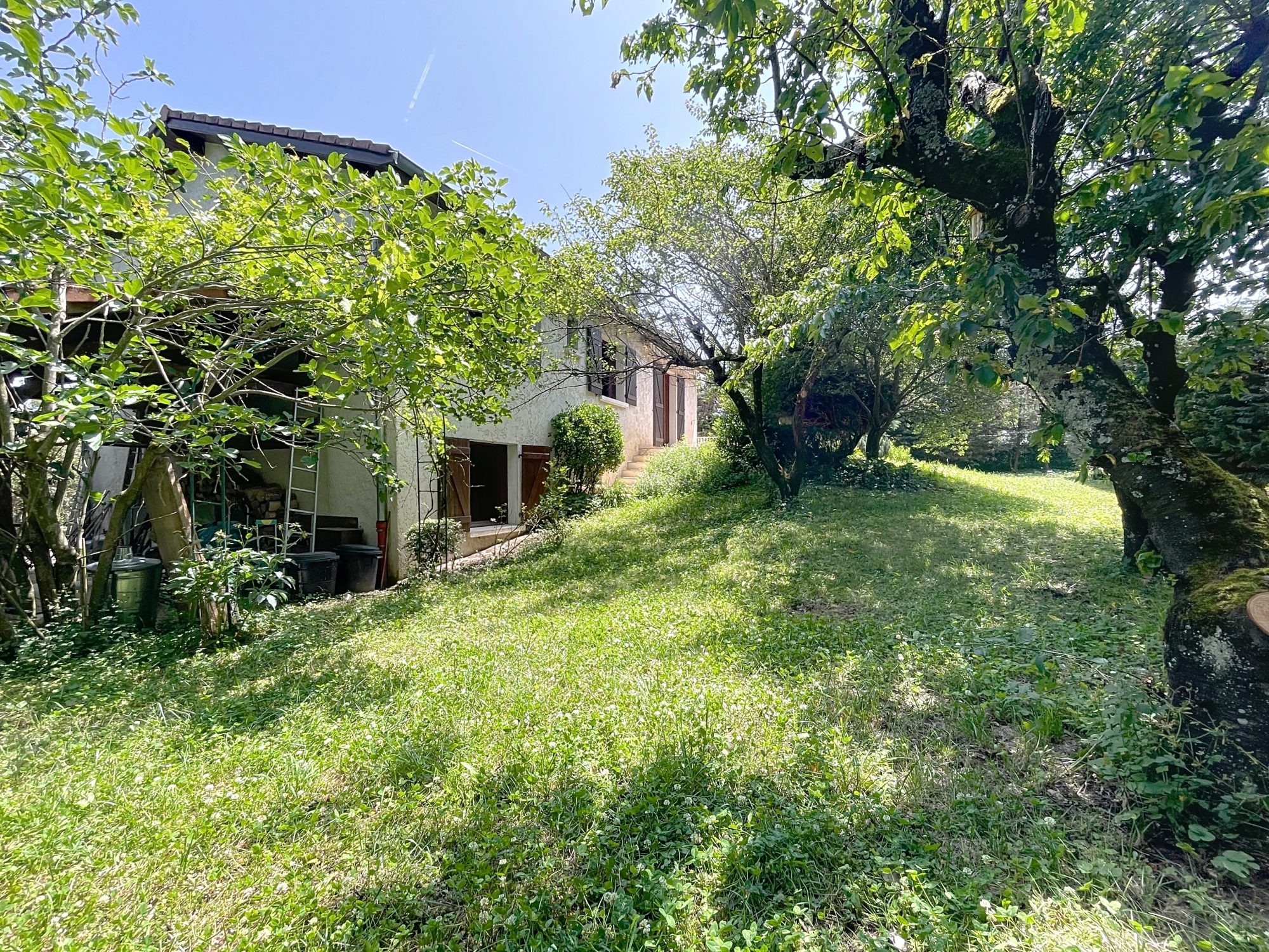 Maison Brindas