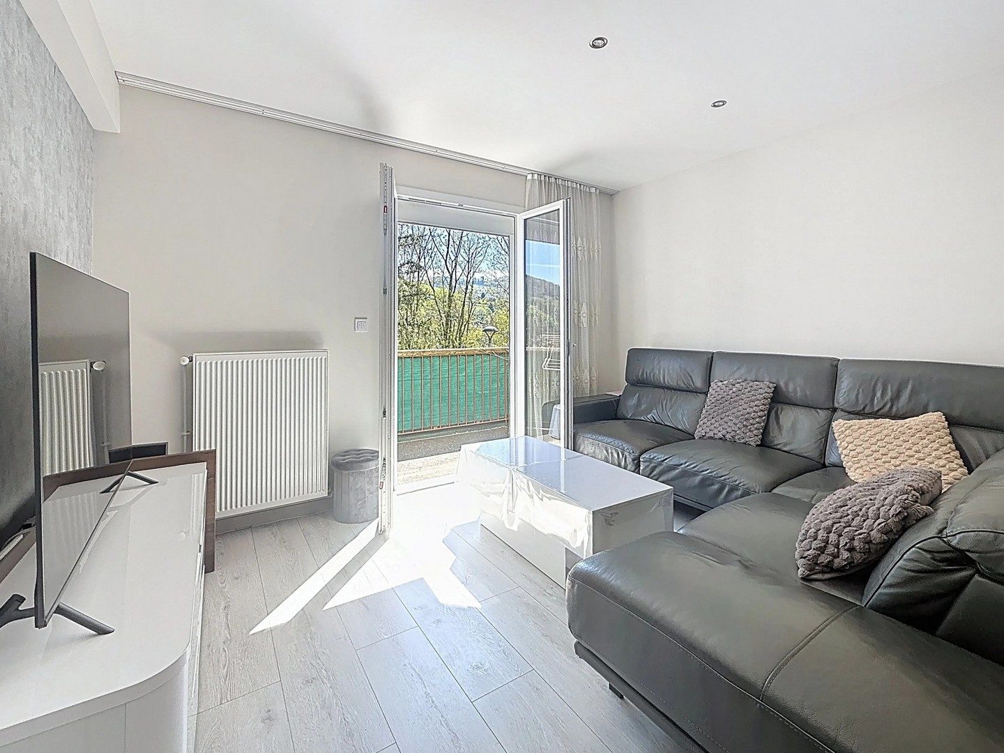 MAISON MITOYENNE - 3 CHBRES - TERRASSE + GARAGE