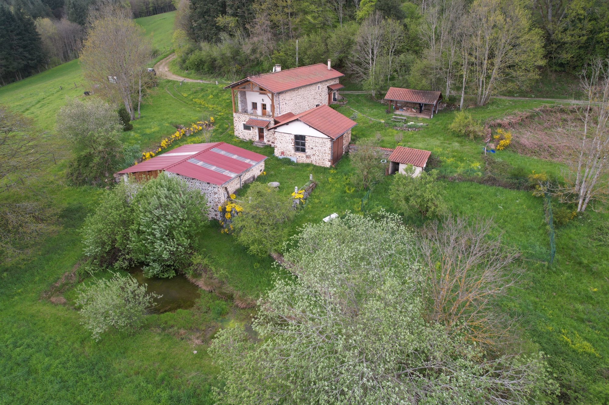 Maison de campagne en pierres