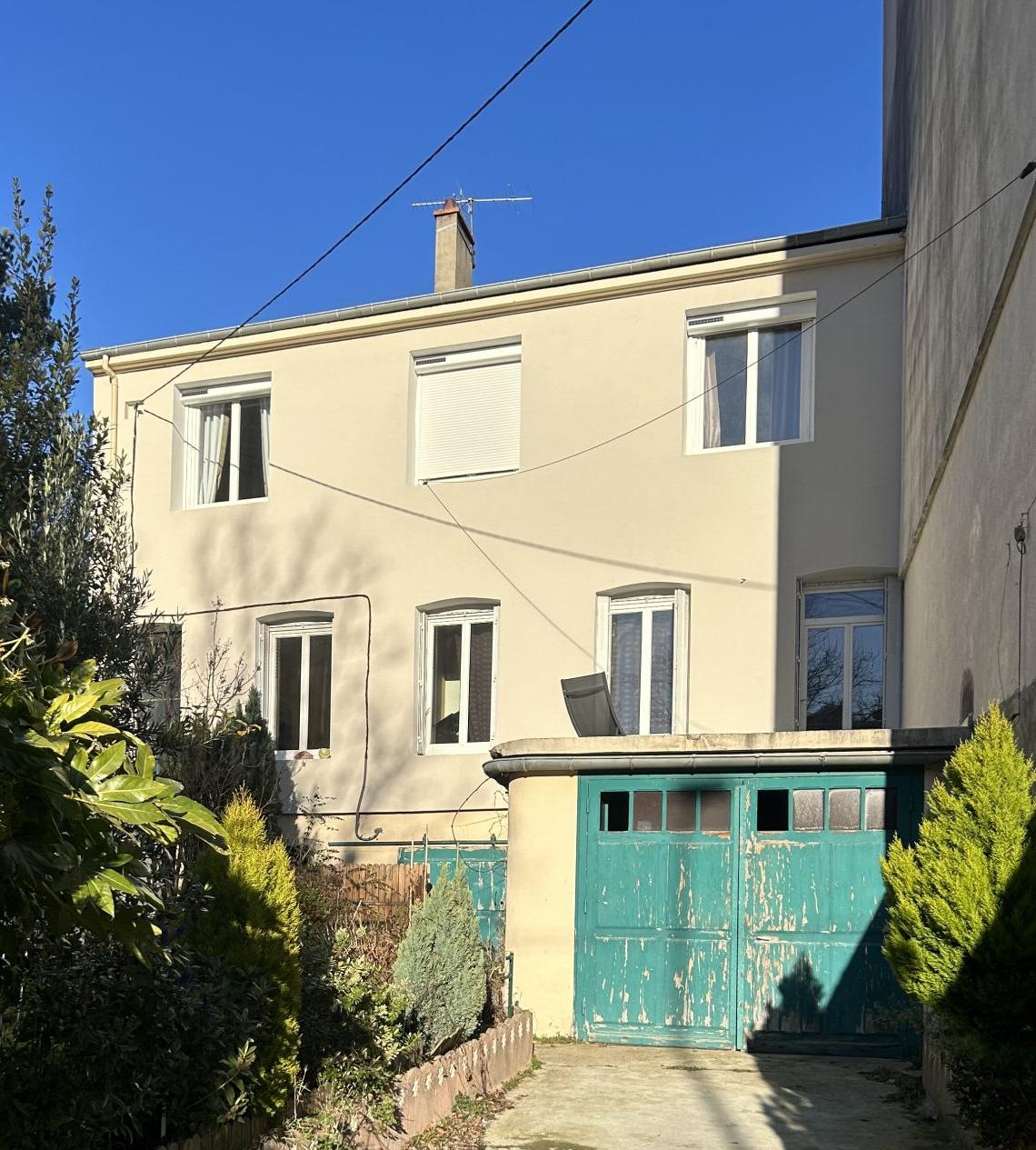 Maison - 4 pièces - 140 m² - Saint-Étienne (42100)